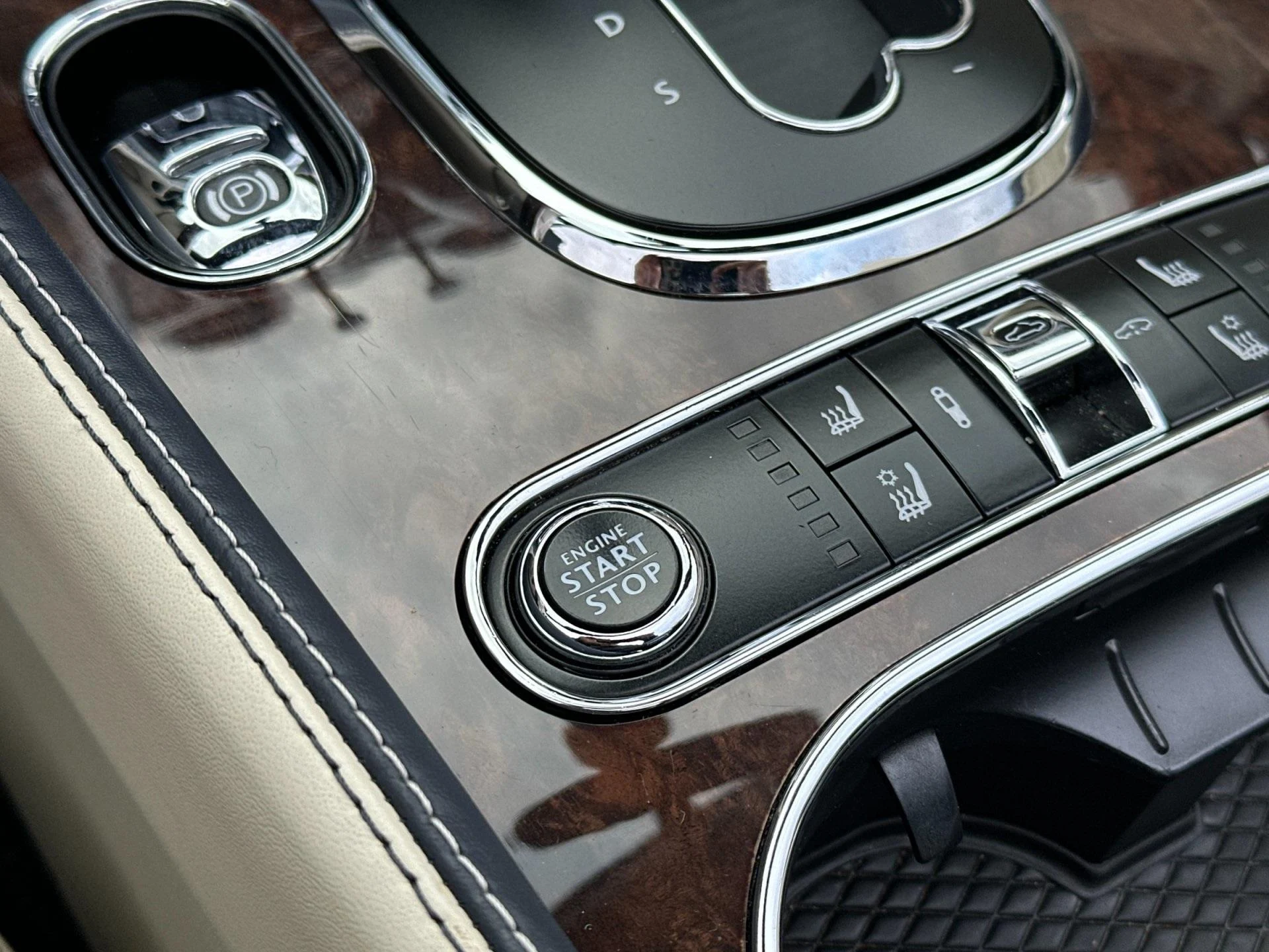 mph025_3494587436_Used_2017_Bentley_Continental_GT_V8_1767193813_8db265b757