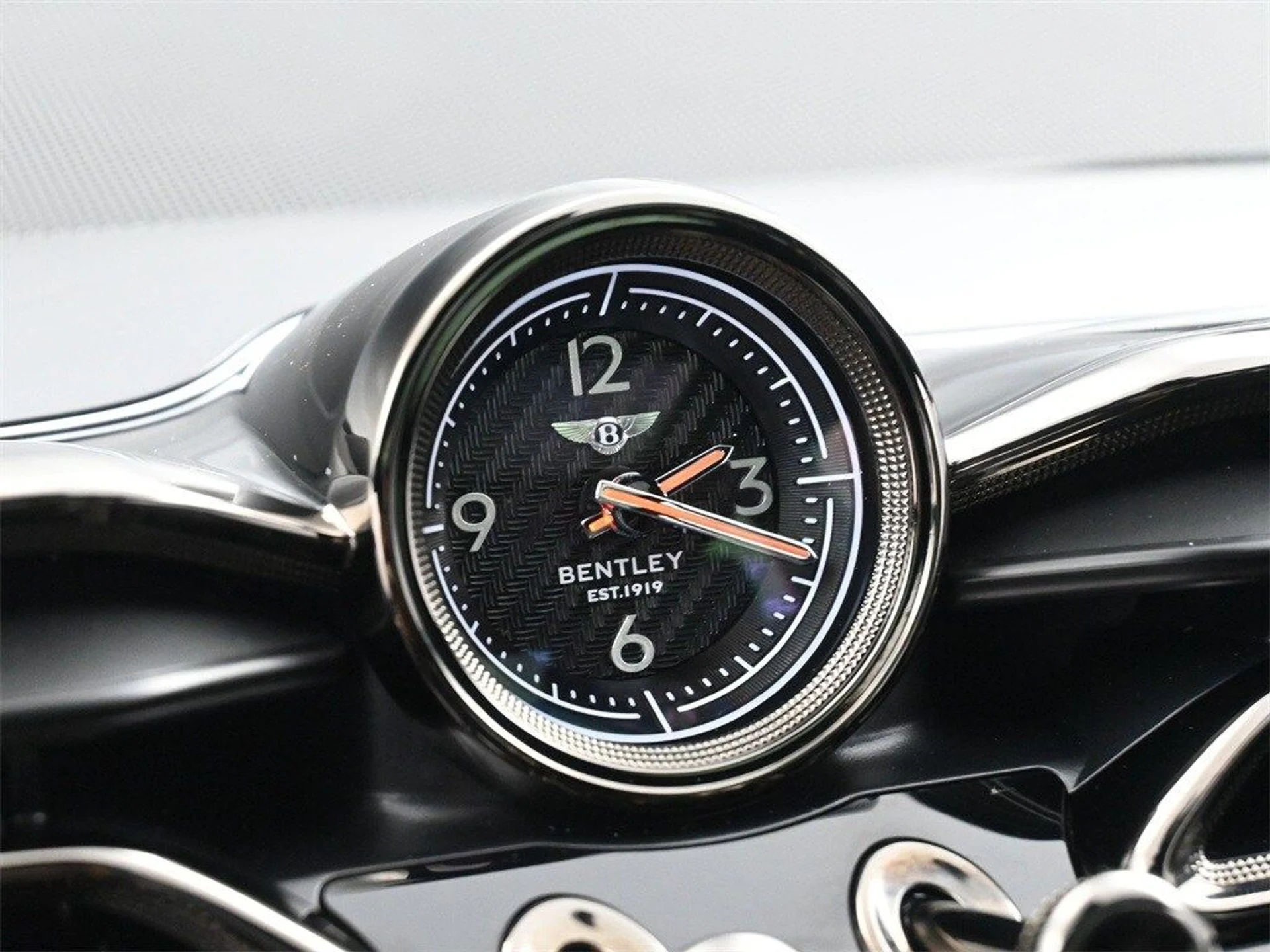 mph025_3498571605_f5d1ed982e38e744ff66e4d41559344ax_70005fe599