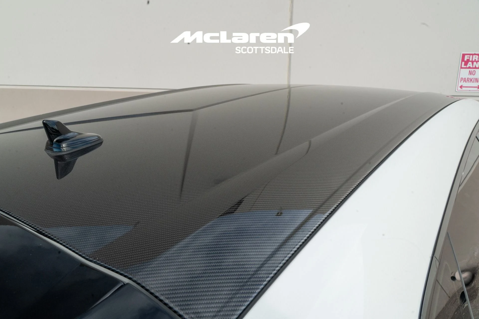 mph025_3499073681_Used_2024_LAMBORGHINI_URUS_Performante_1764564221_3c9312941b