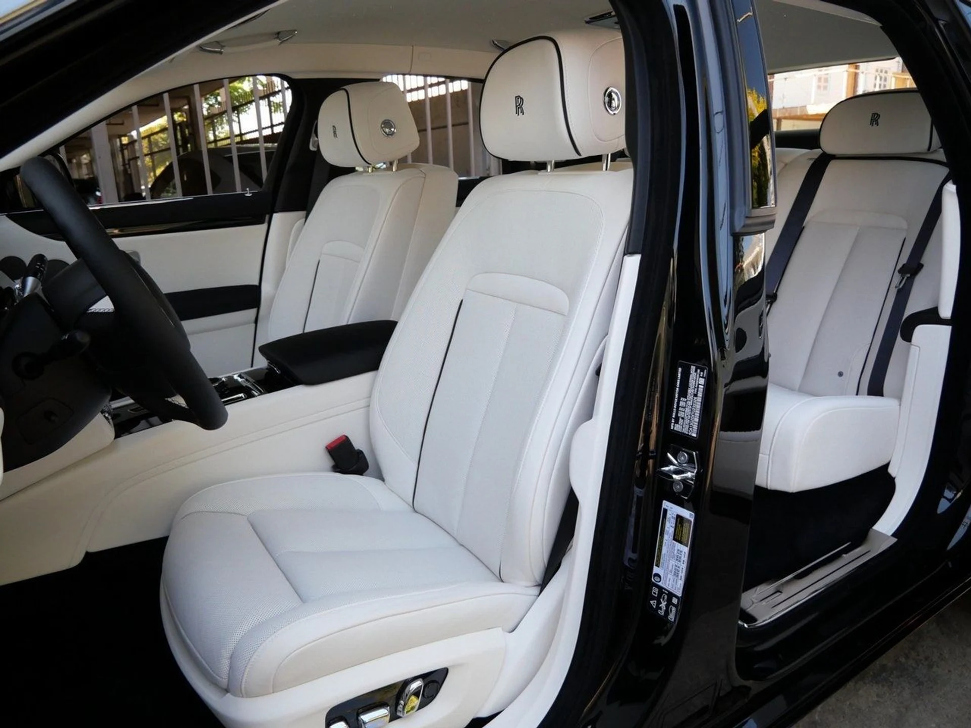 mph025_3501541333_fb27f92e882f8de82ba19850d338386dx_e2a3484911