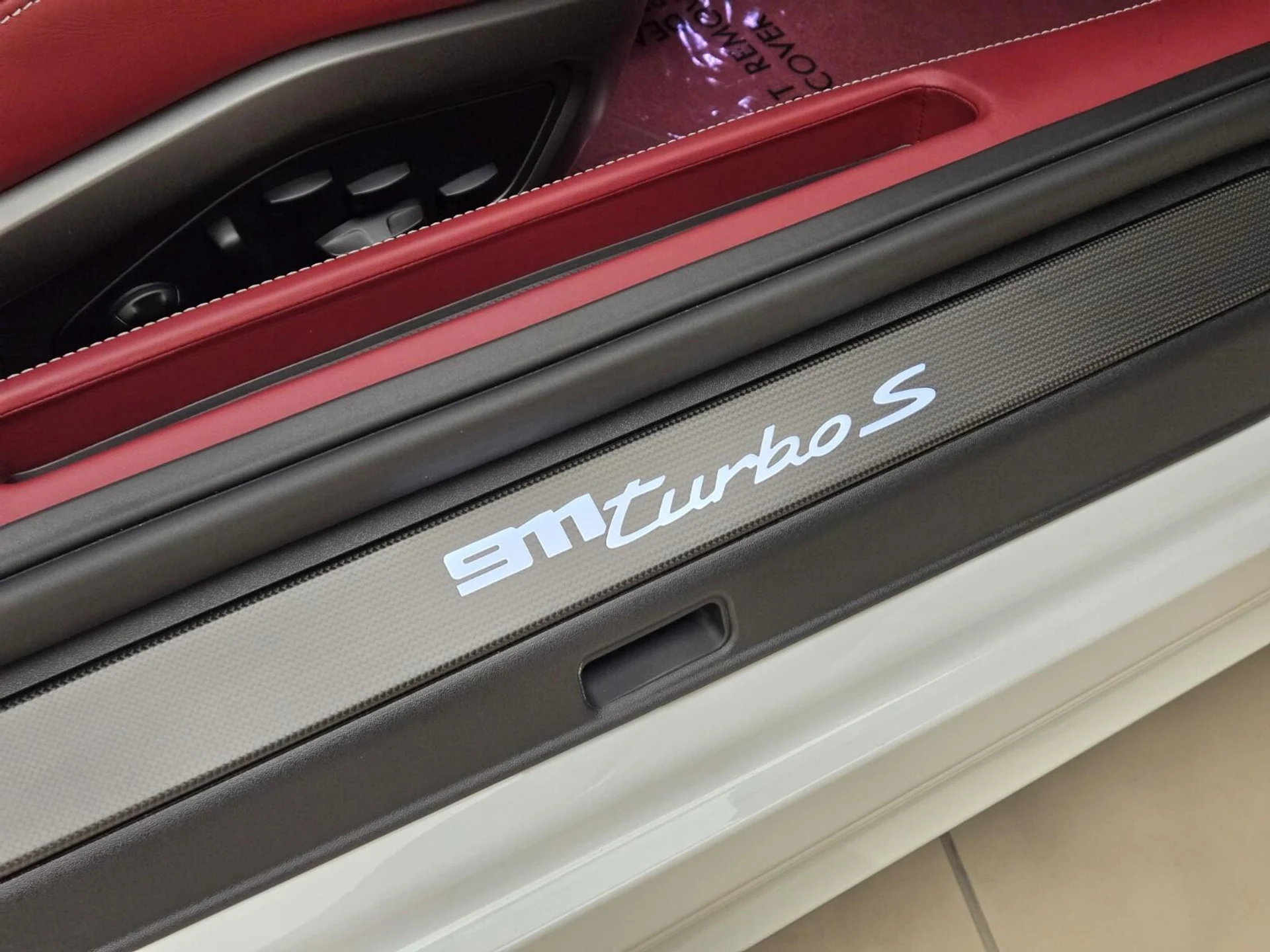 mph025_3508104495_Used_2021_Porsche_911_Turbo_S_1753164629_a11bc55b92