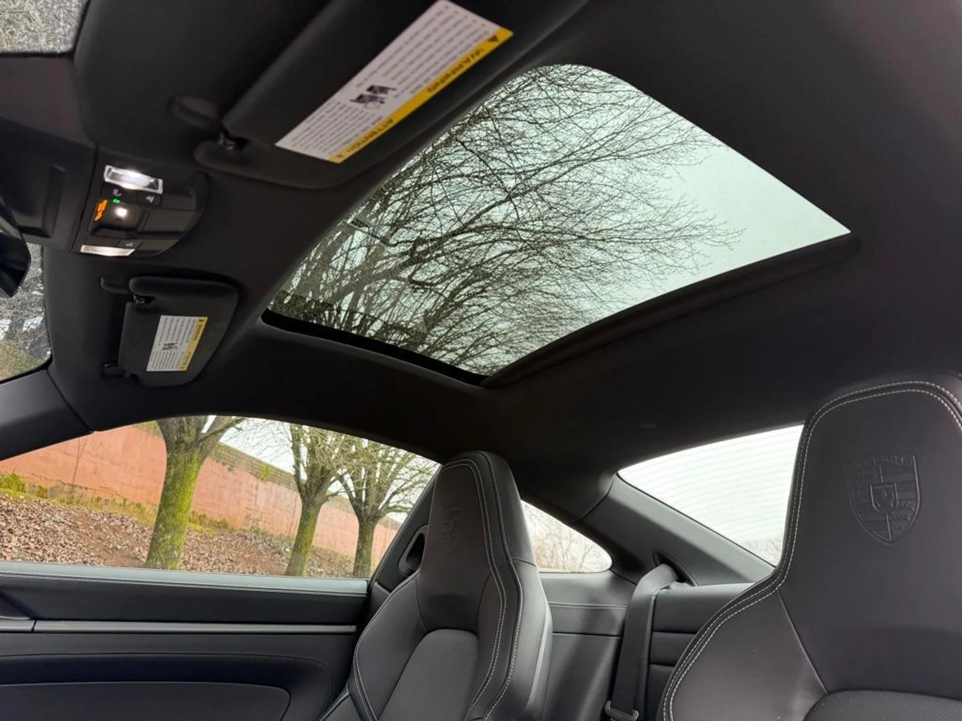 mph025_351074871_a5_W_Ykn_DW_7_P6_GO_7e7_Hr_W_Lc3_Lm4a0_ed5478f1f0