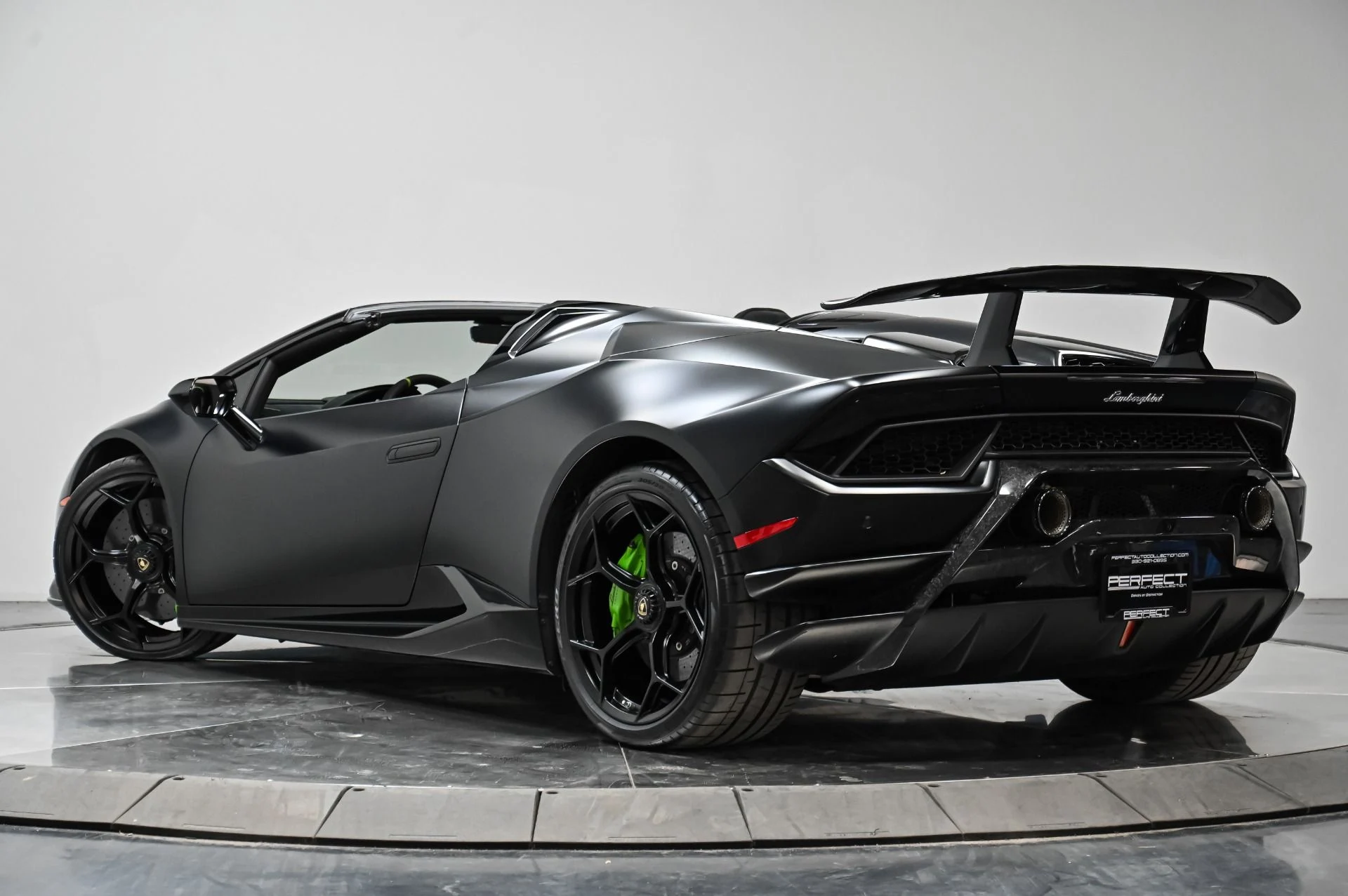 mph025_3517184266_Used_2019_Lamborghini_Huracan_Performante_1756916743_d13e1894cf