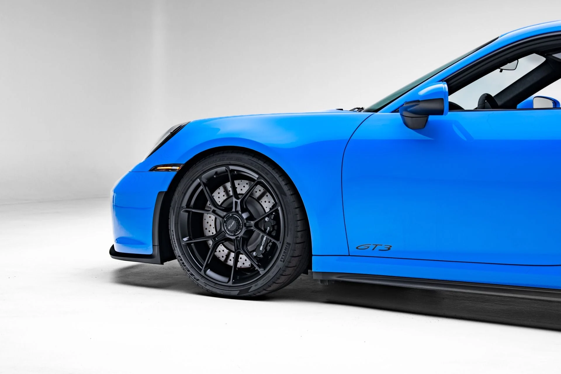 mph025_3517589199_Used_2023_Porsche_911_GT_3_1771960817_ca77377794