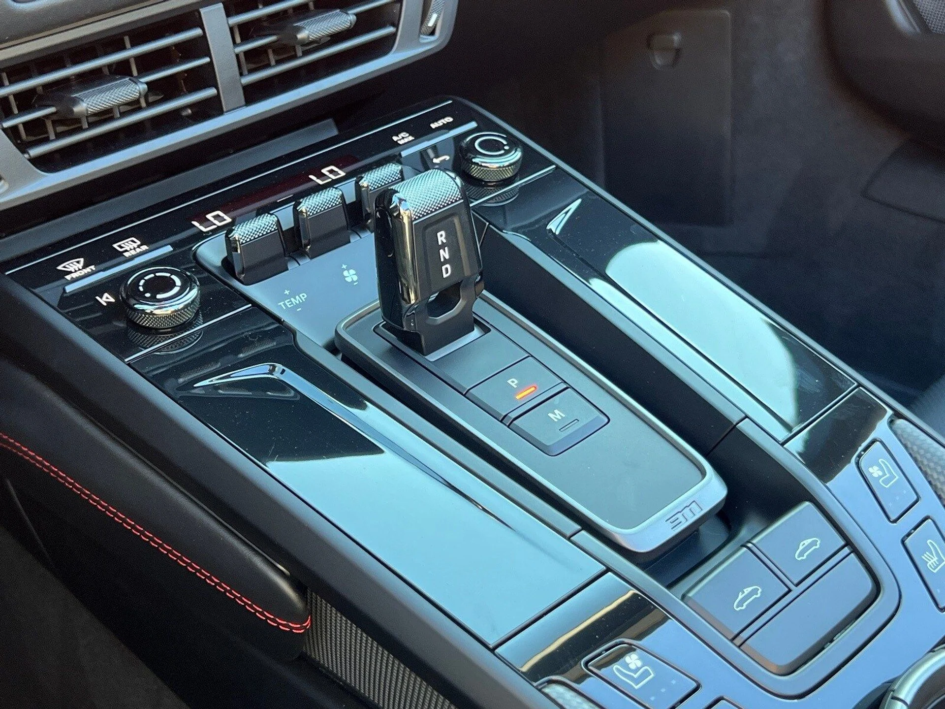 mph025_3517920057_8b6568a7d5e55fbf3a9648e38017c330x_375bee7740