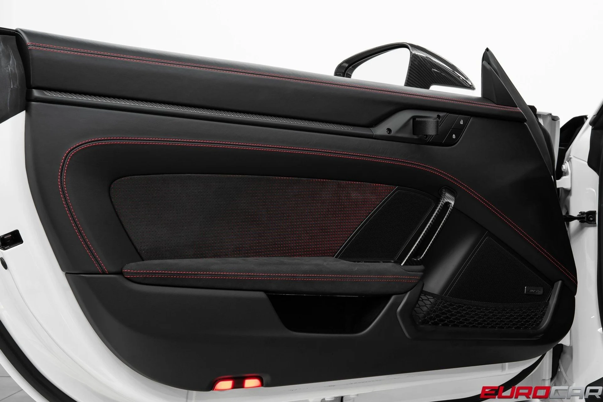 mph025_3521079915_image_26_4bab667549