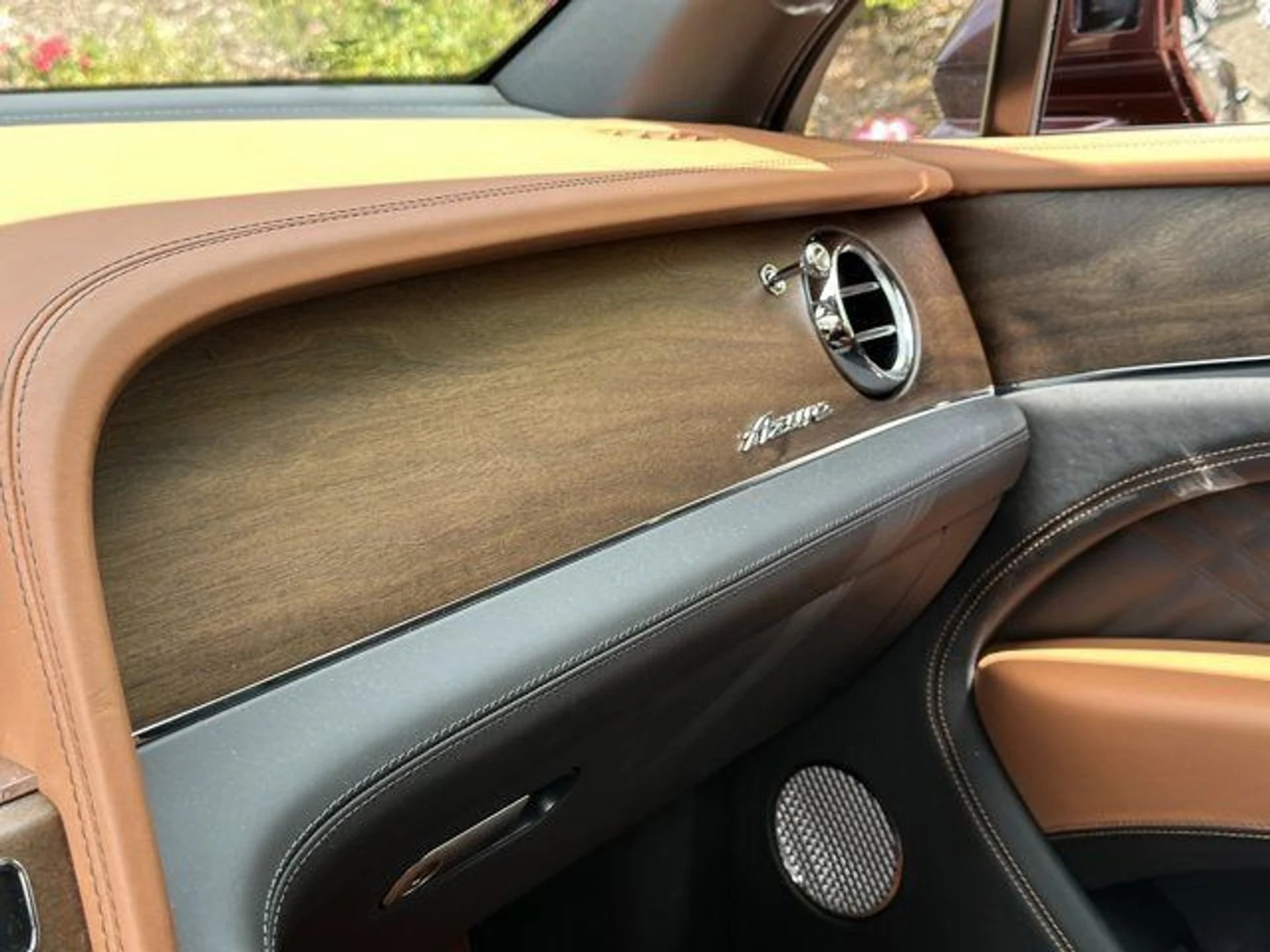 mph025_3521448843_e1426373282d4de2a8c5564fcd8aabfa_34ba71aadd