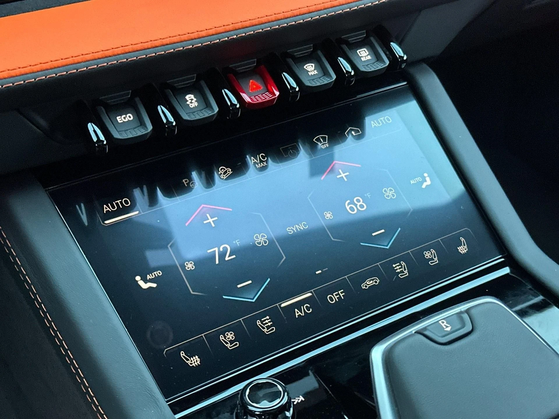 mph025_3524983444_New_2025_Lamborghini_Urus_SE_1766589019_5b9c1ed42a