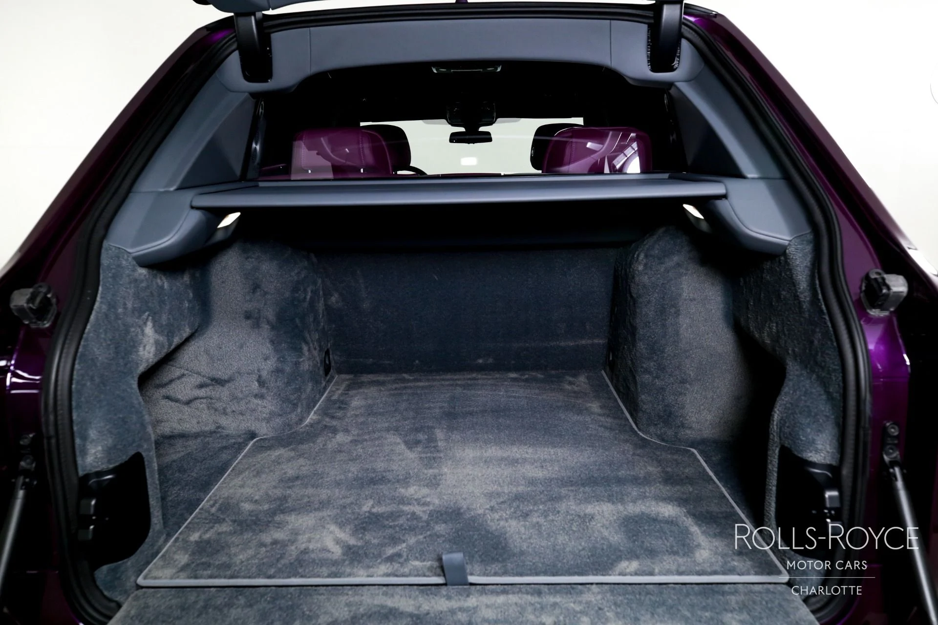 mph025_3530689896_Used_2025_Rolls_Royce_Cullinan_1790089406_c4d25ab5ff