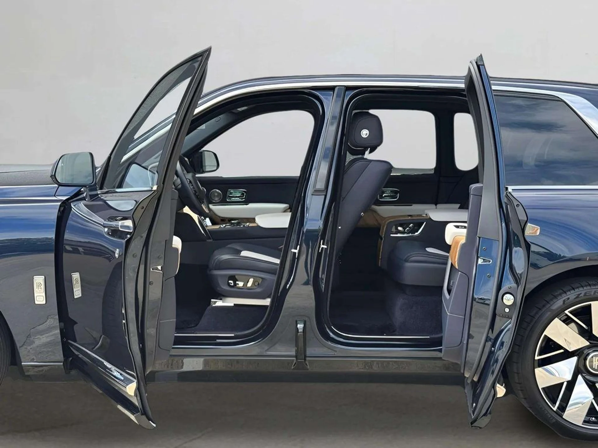 mph025_3533466871_7573de3276dd1575418e0884b917af08x_1d0cbcf125