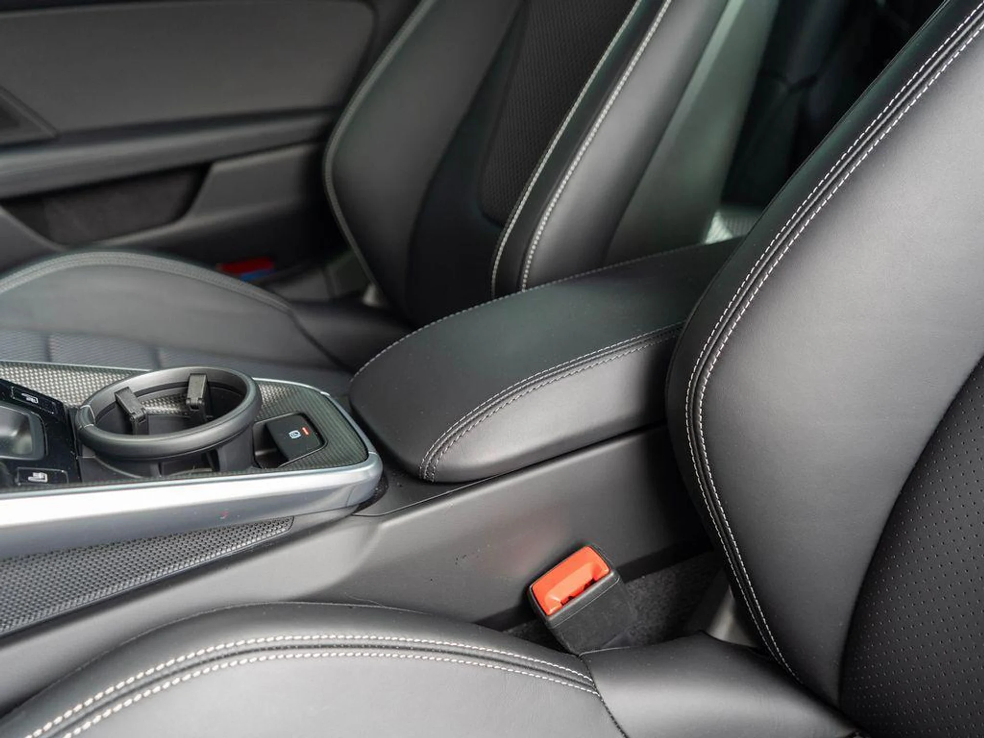 mph025_3534223477_sz_QGA_Yr1_Za_M8_Atg_Qq1_G2_Nq6zw_U_04a5451b15