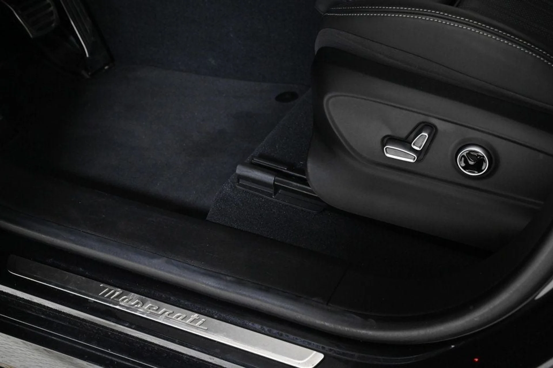 mph025_3535215912_a930b65ecab393bb9099f52df0ceb5b6_9155051ace