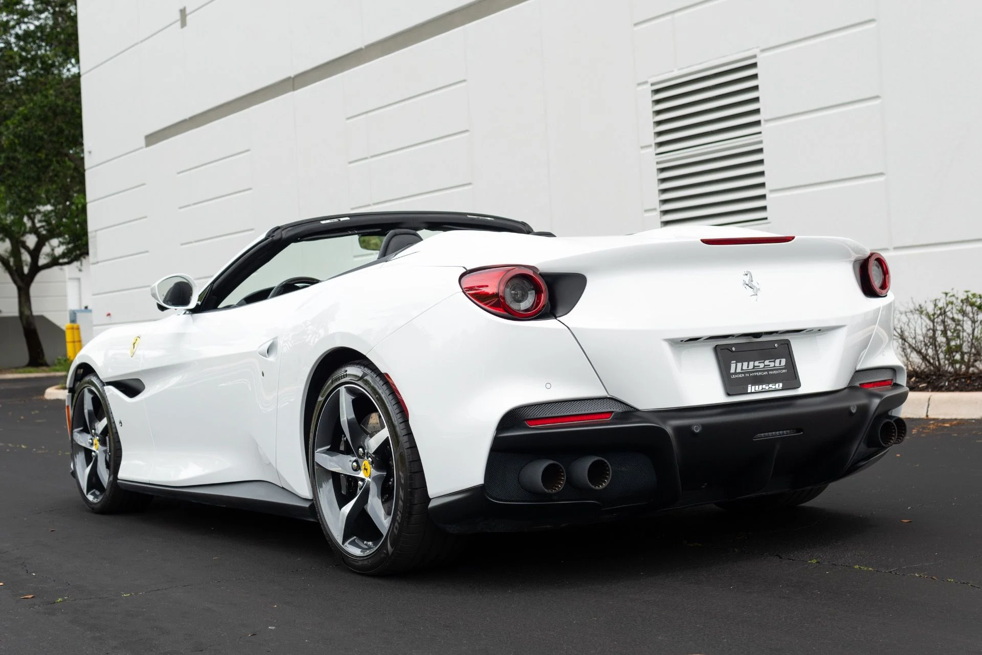 mph025_3538968955_Used_2023_Ferrari_Portofino_M_1775657761_6ef92c30d9