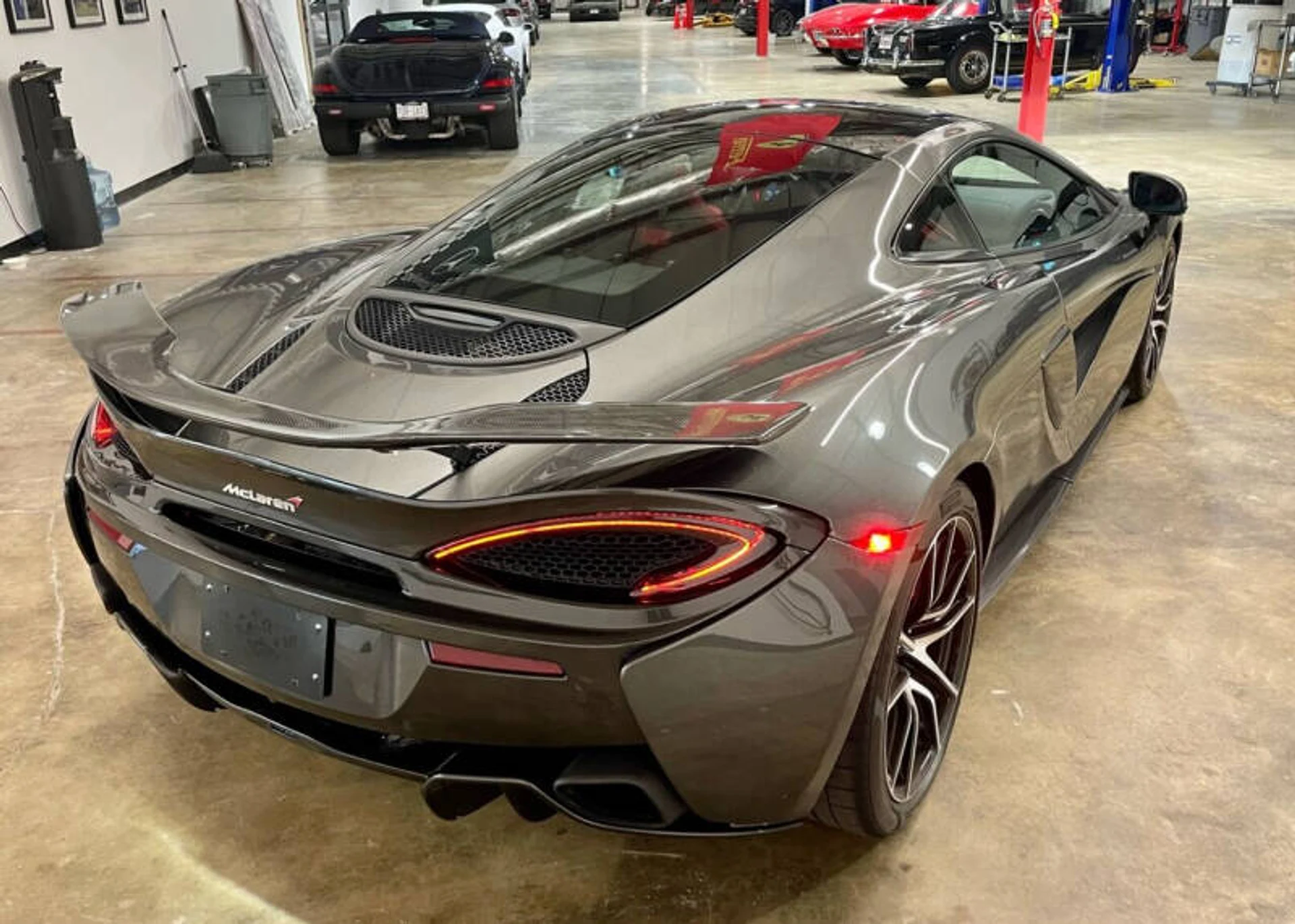 mph025_3542355745_2017_mclaren_570gt_base_2dr_coupe_1148f1a09e