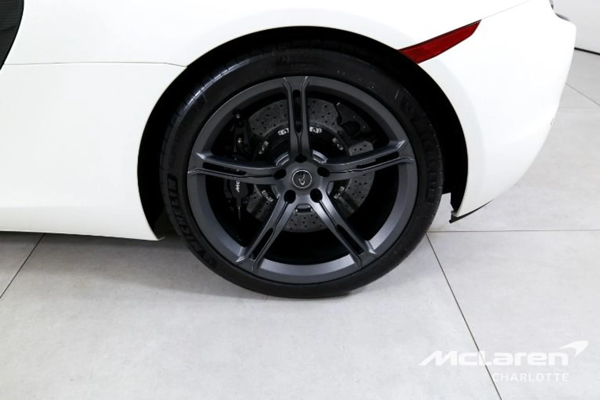 mph025_3559052691_Used_2015_Mc_Laren_650_S_Spider_6c2b1fba90