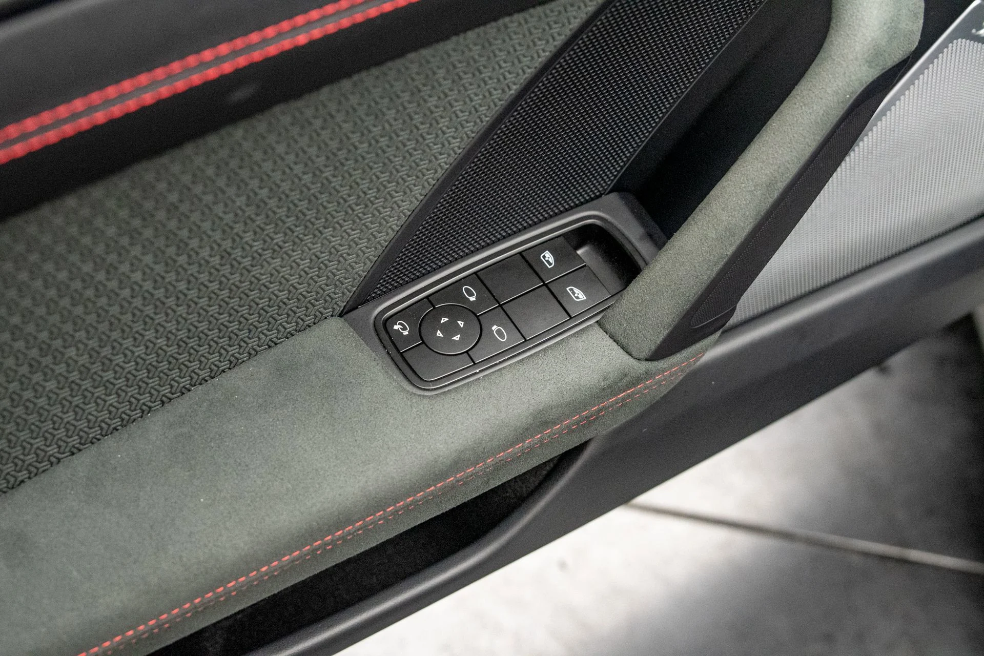 mph025_3559729657_b31a47b7a4694cd886ab74e94a0651ad_2bb40f73d8