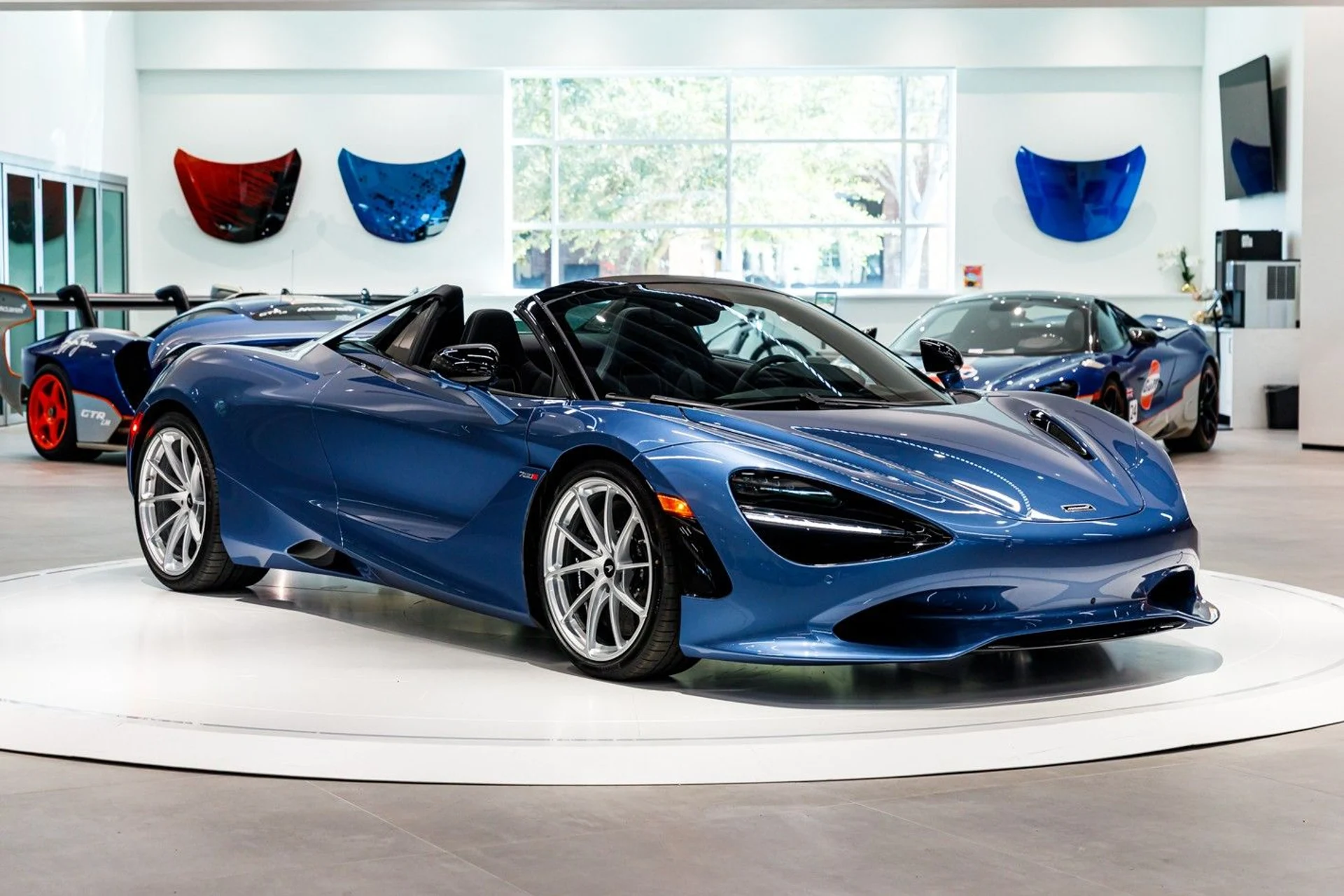 mph025_3560405358_650_p26_l_95848a489b