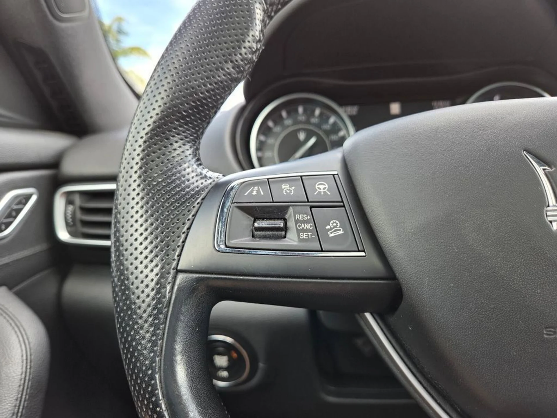 mph025_3561877504_68d3139f1b2427cb71b6efbb3464a006_954211a341