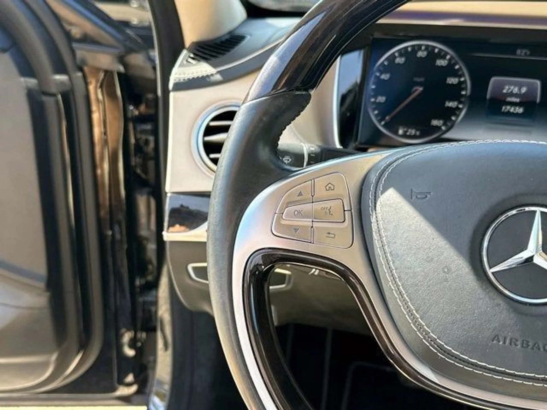 mph025_3570390639_26_b996f5e902