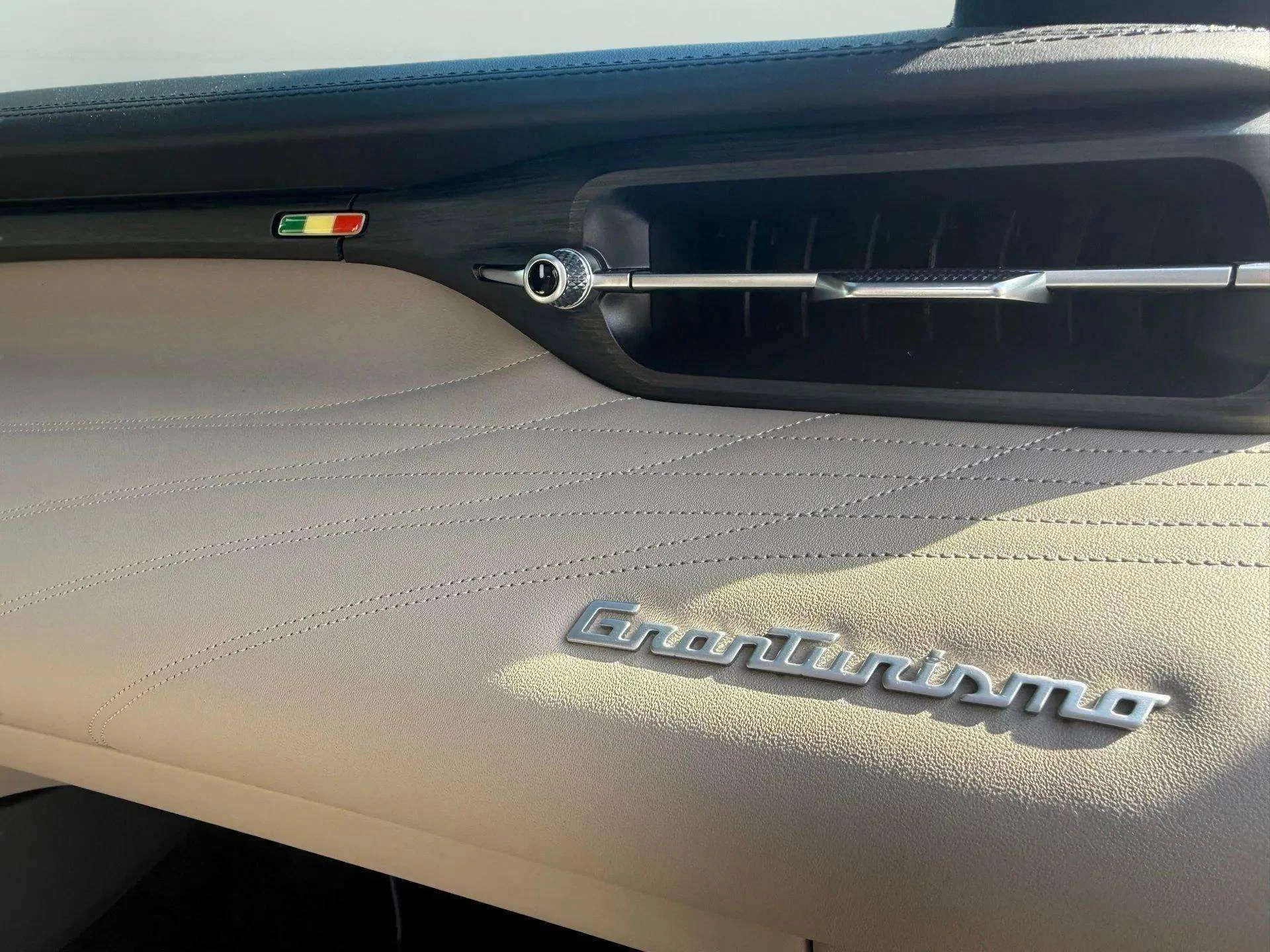 mph025_3572074155_5d10d7327bfa41a29f6aea915ec6716d_74bb5f2782