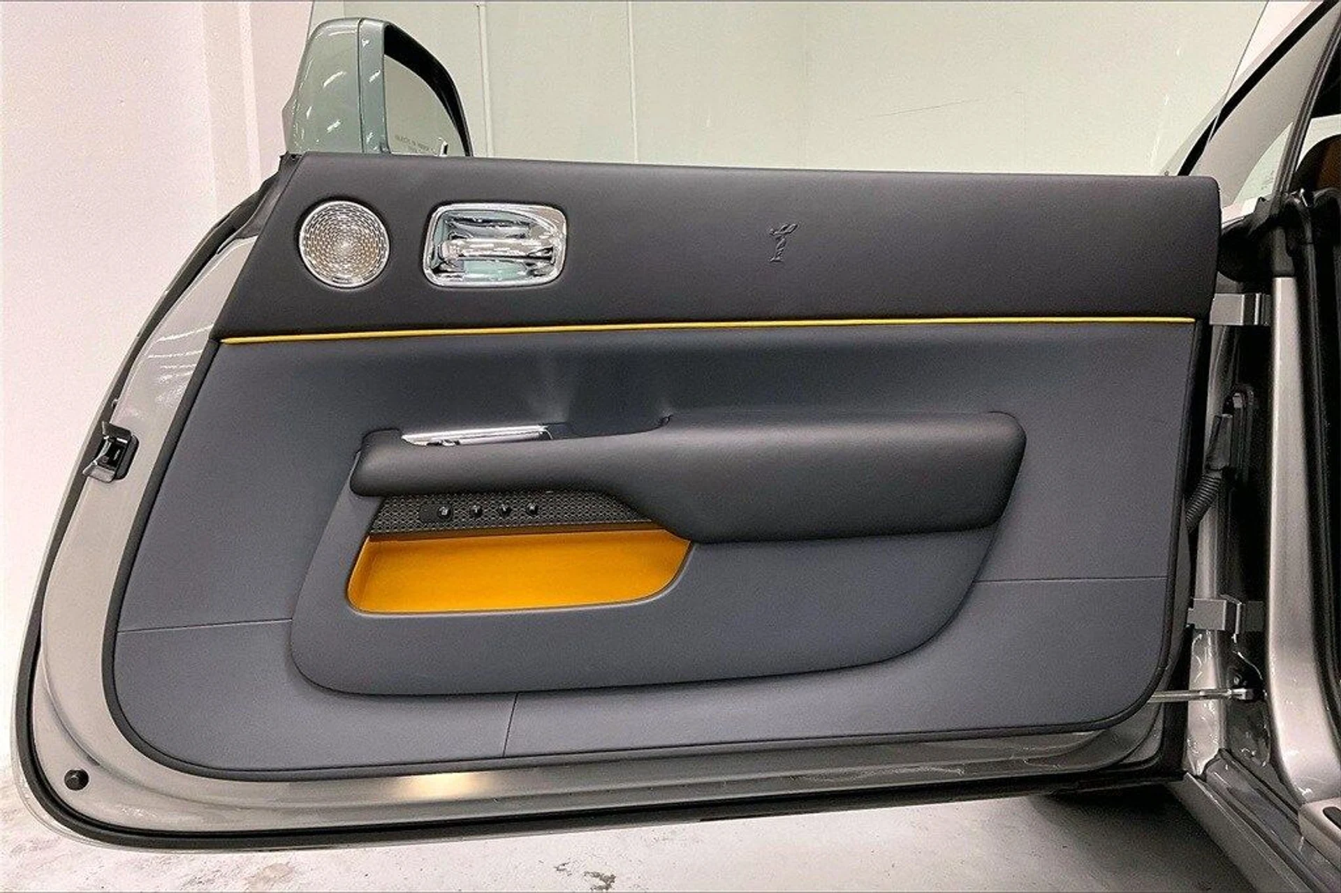 mph025_3577619716_36a0f36bdc4814f4a2be6e2eff6b52eex_5168868bd5