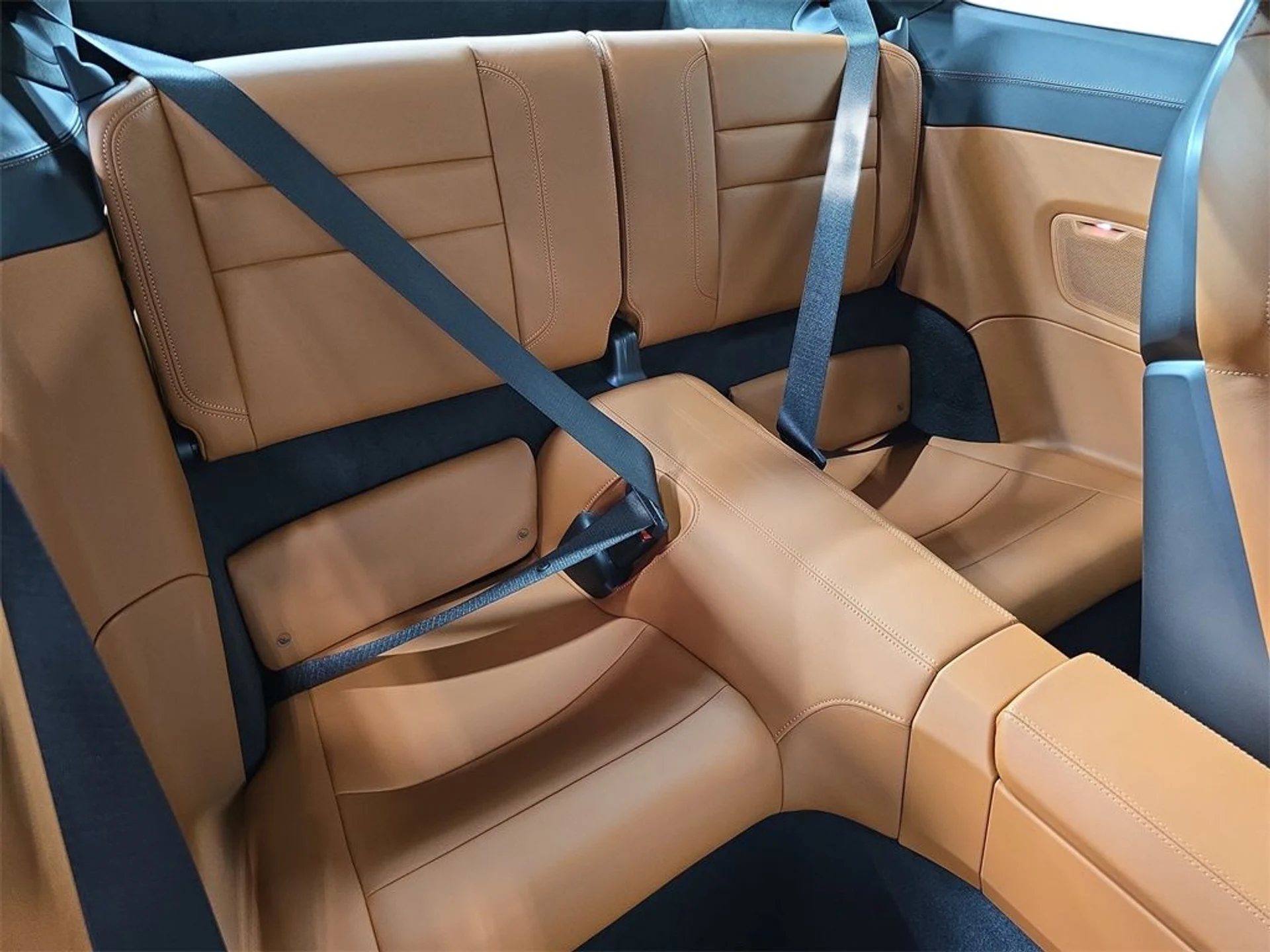 mph025_358088283_5badeee42331e50397899a46a4f5e097_d94e257bbf