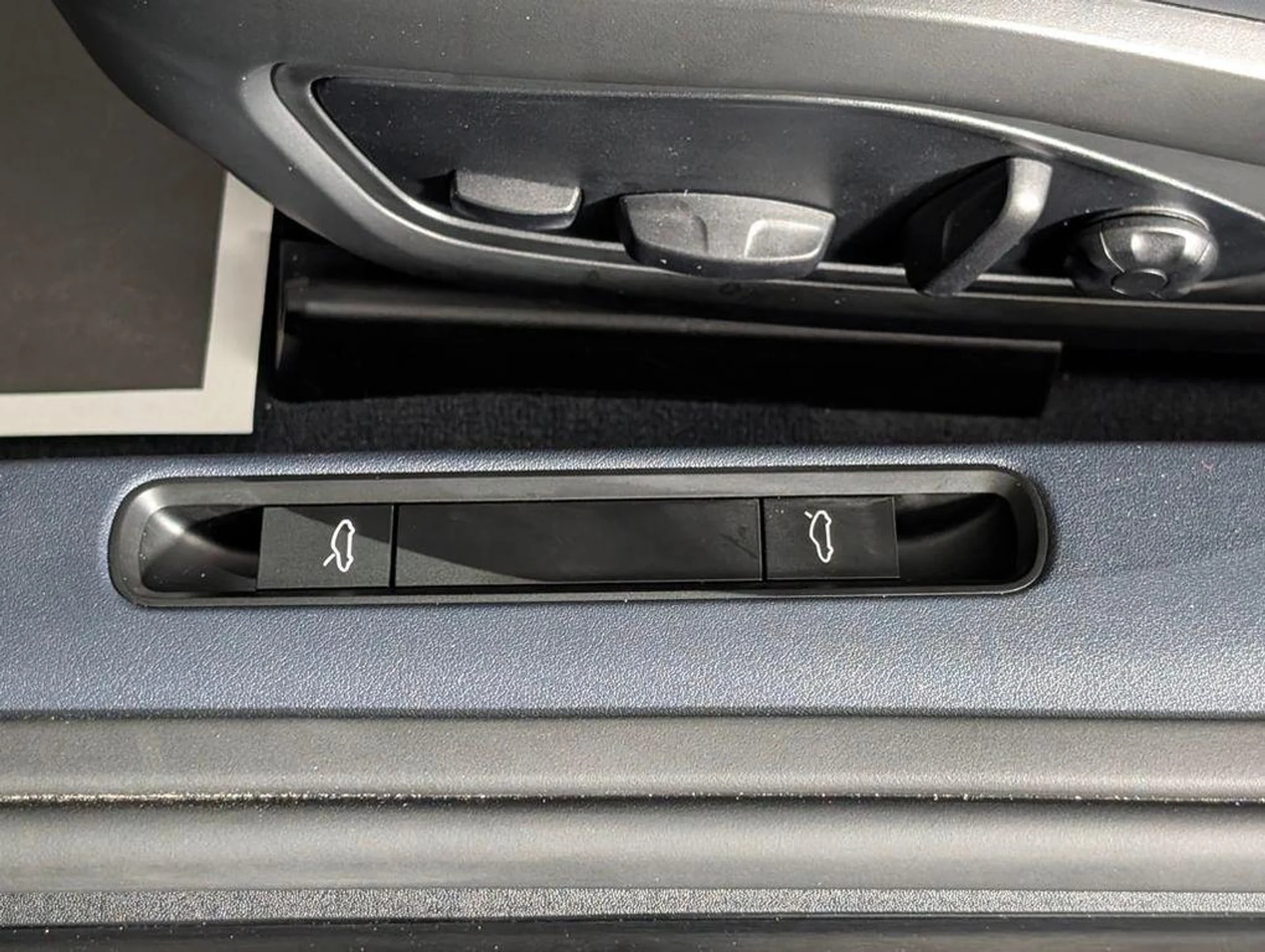 mph025_3581297067_AE_1_TD_Xo807_VG_Zd_Y3u3_Mg1t_Mo_KA_7ce98d946f