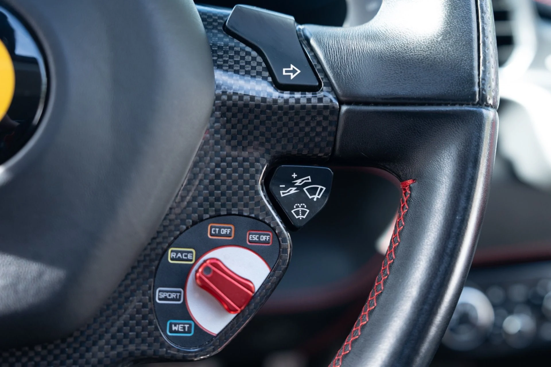 mph025_3585733175_Used_2013_Ferrari_458_Spider_1786379808_b9f36025c3