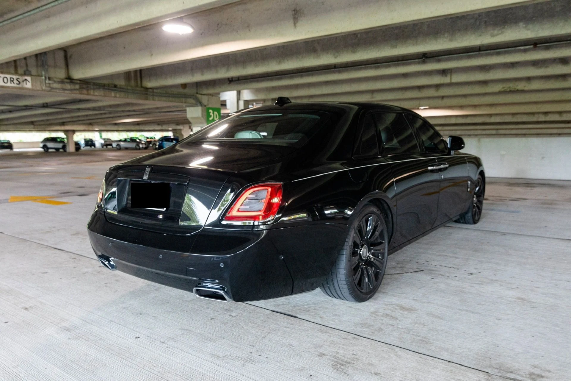 mph025_3587717014_Used_2021_Rolls_Royce_Ghost_EWB_1768869200_f46f7afc64