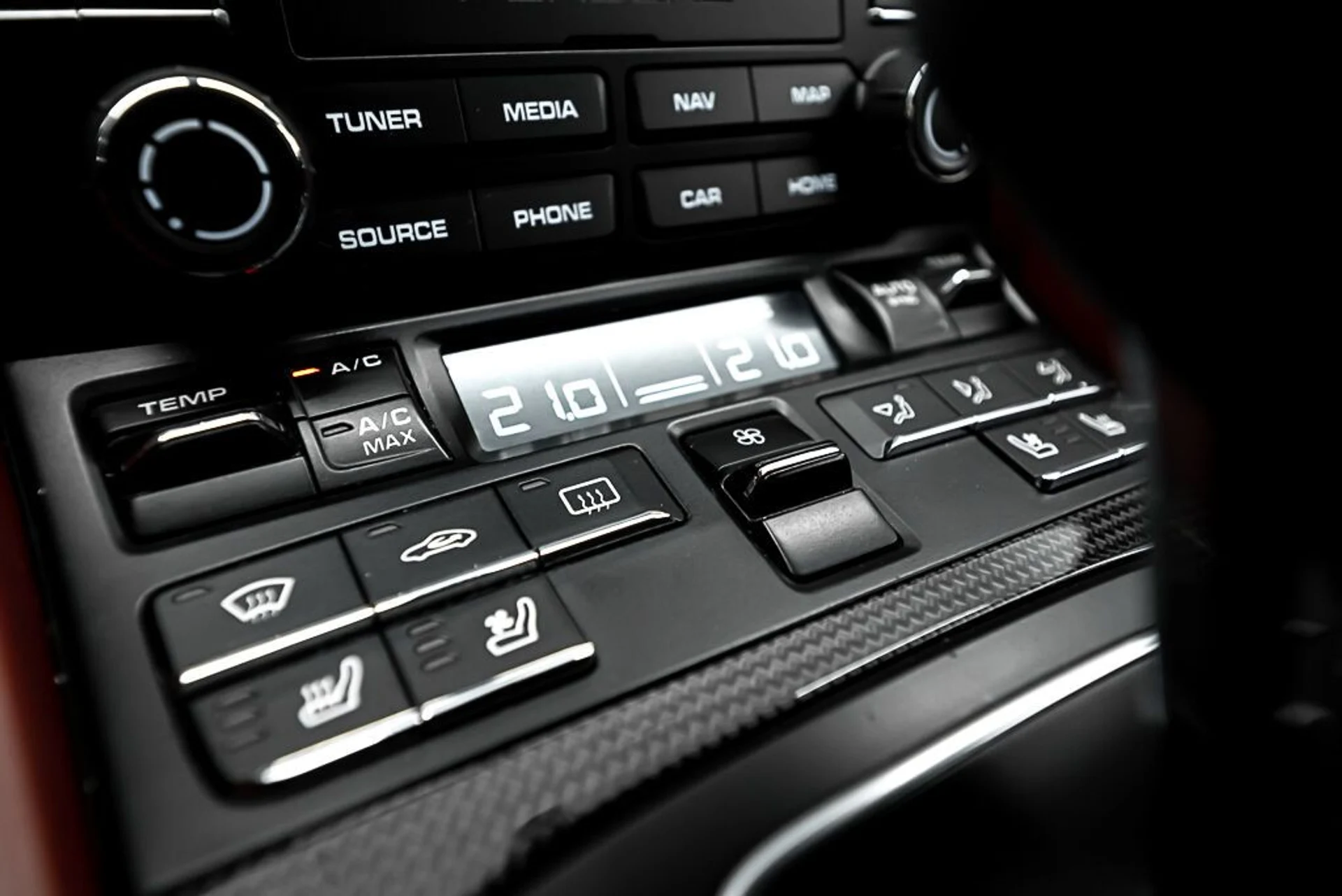 mph025_3595897555_porsche_911_2018_jpg_v_1773863537_015089ea36