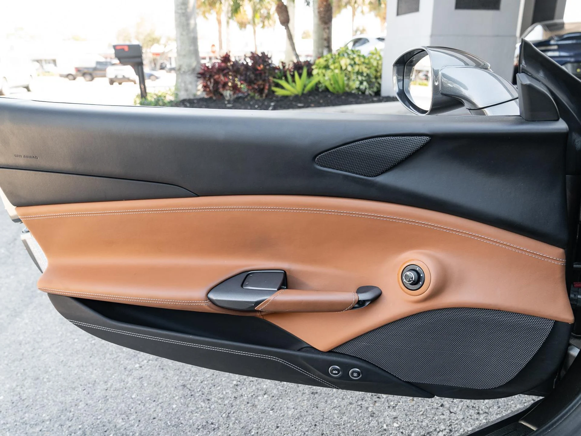 mph025_3597632351_Used_2018_Ferrari_488_Spider_Convertible_1771927250_f95df62151