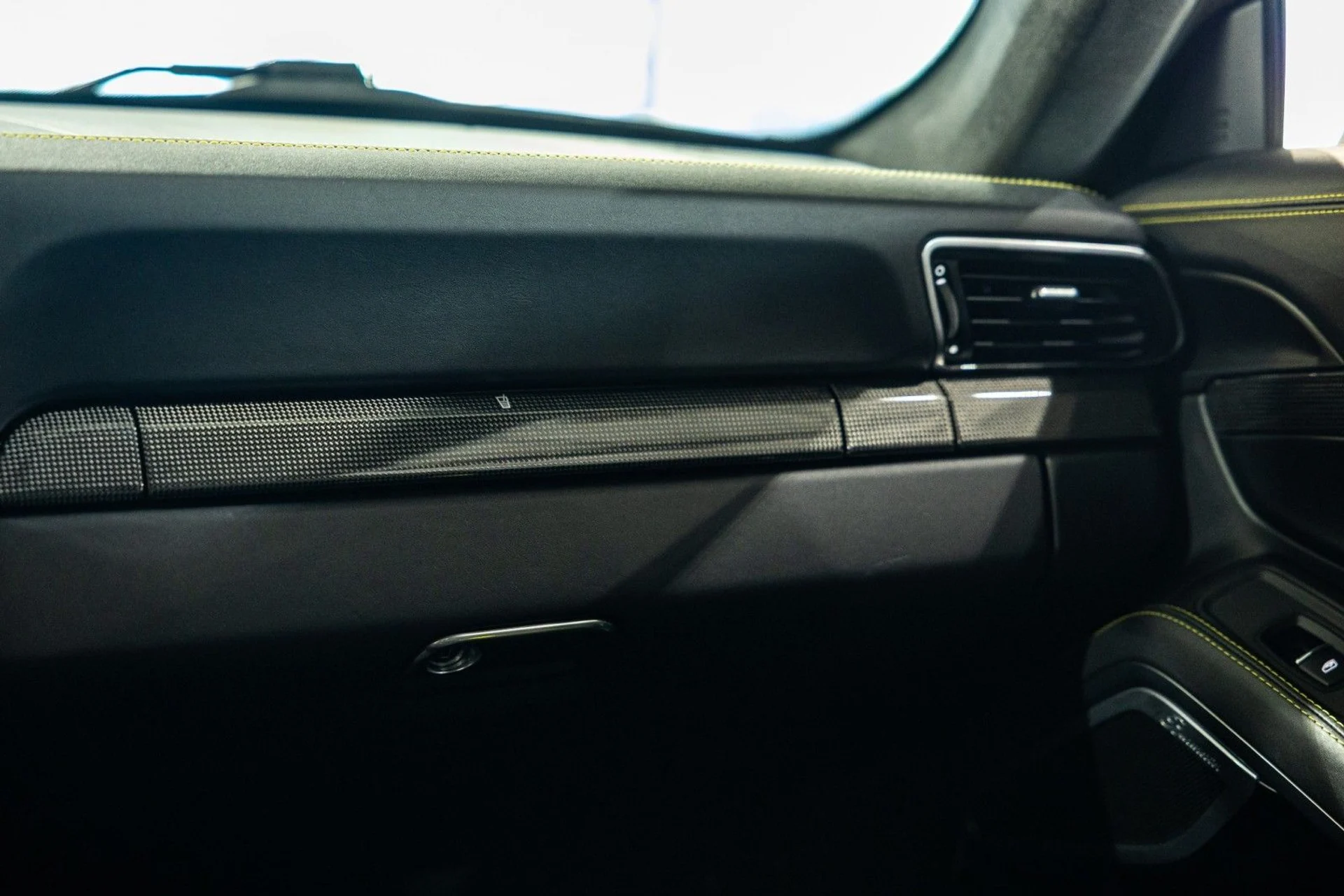 mph025_3598113939_g_Q_17c7dcc662