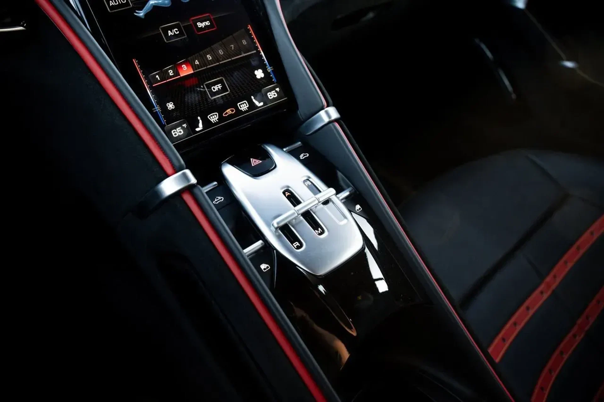 mph025_361604354_50c8359d6f534f26bcd179f8bd19623c_1180e363b7