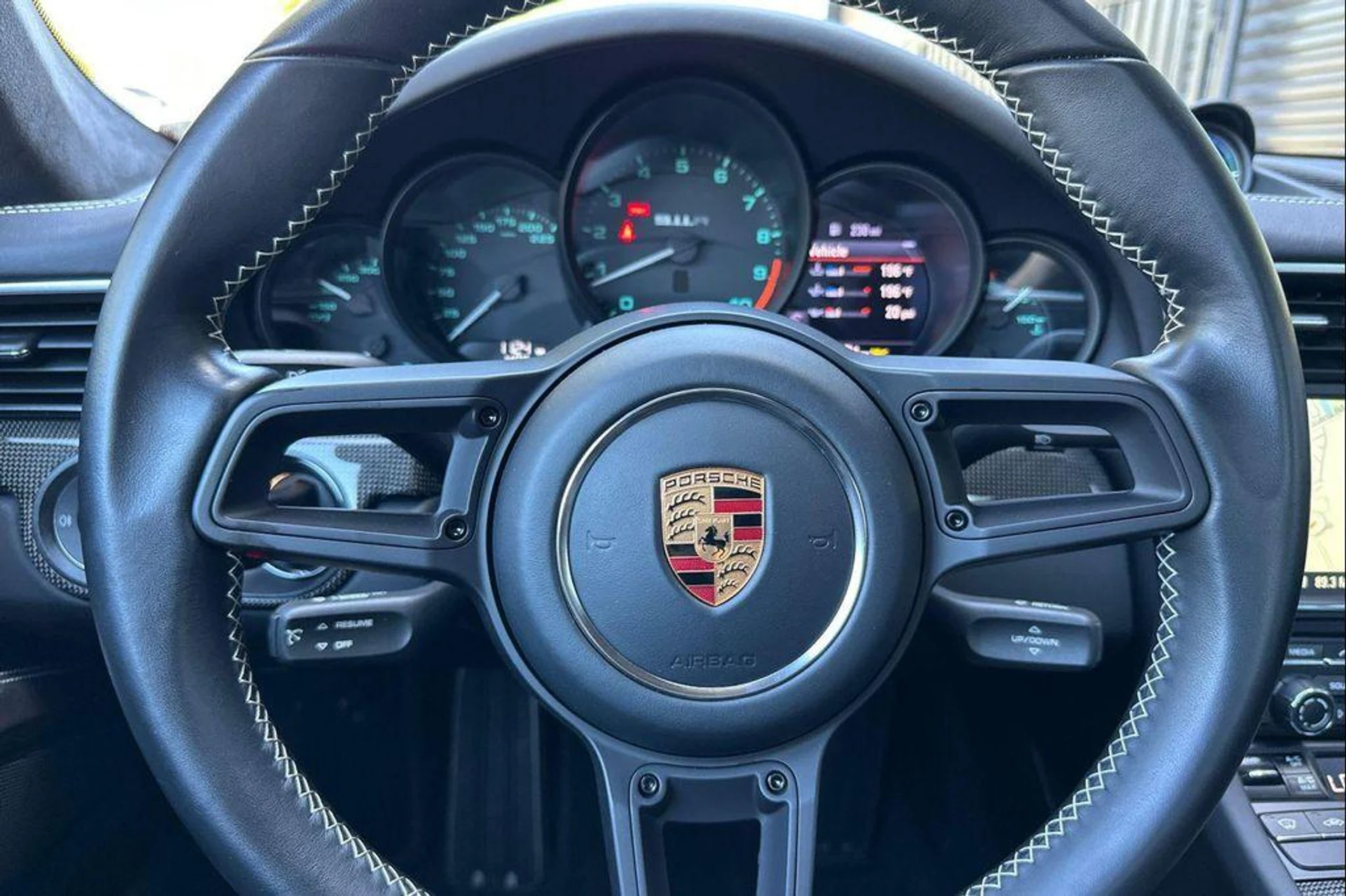 mph025_3616144833_Ym_Hee_BQ_30v_S2l5acf_M_d2_Sz_U_47c00a40d8