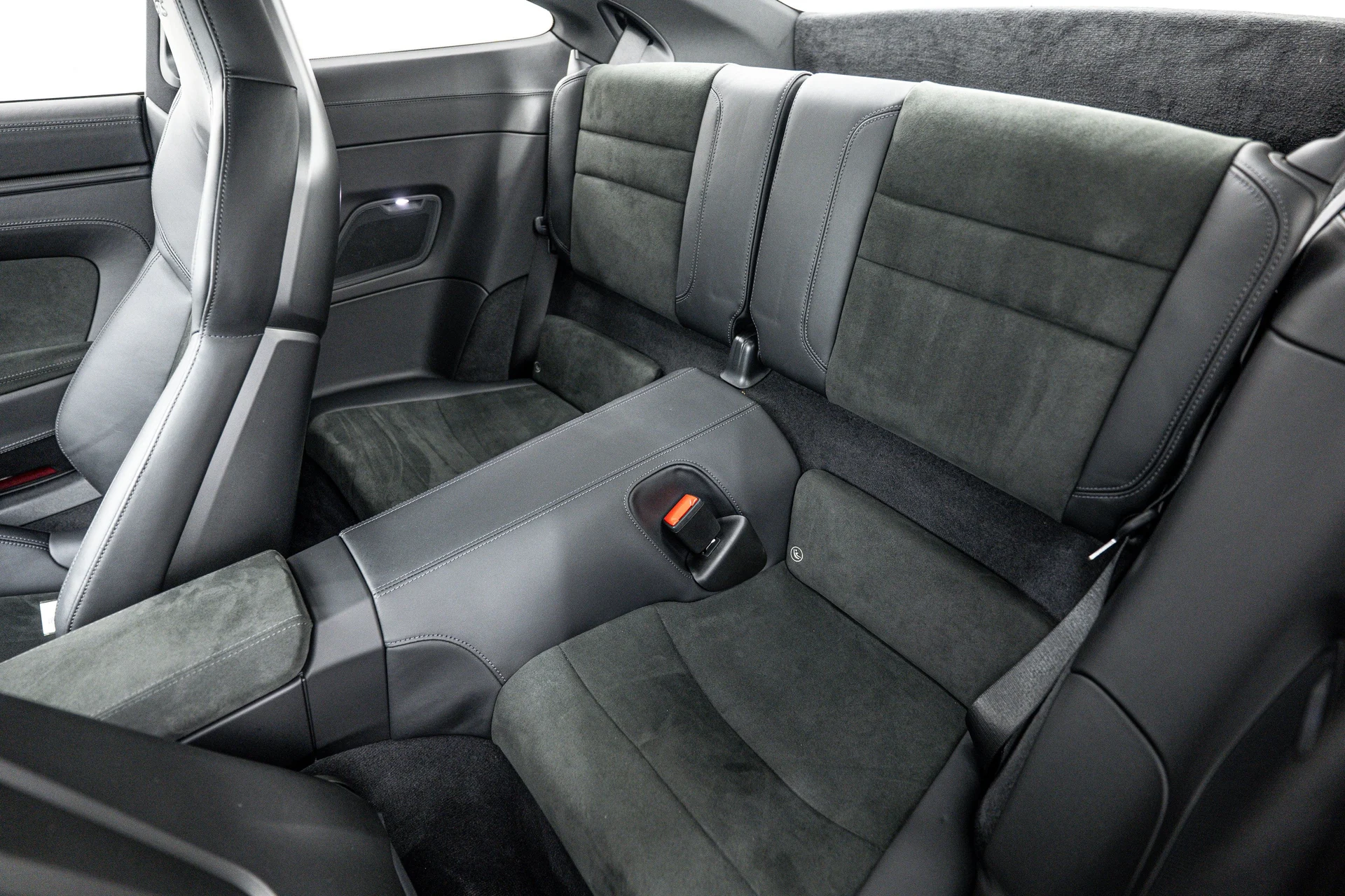 mph025_3617051189_0d3aa5ed8fdb1e1ca841312763746852_7976a9b056