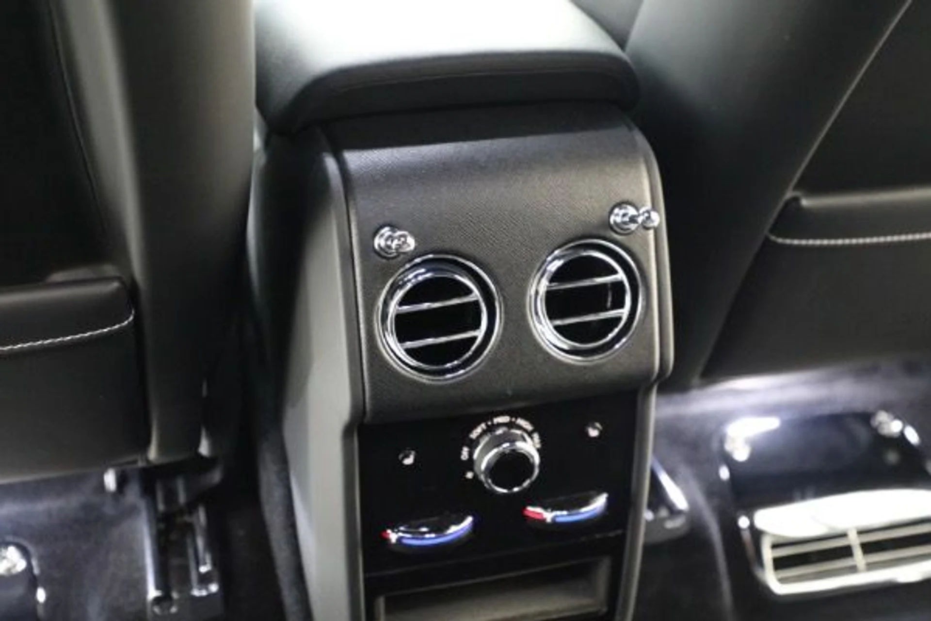 mph025_3628700144_Used_2022_Rolls_Royce_Cullinan_8554341ad9