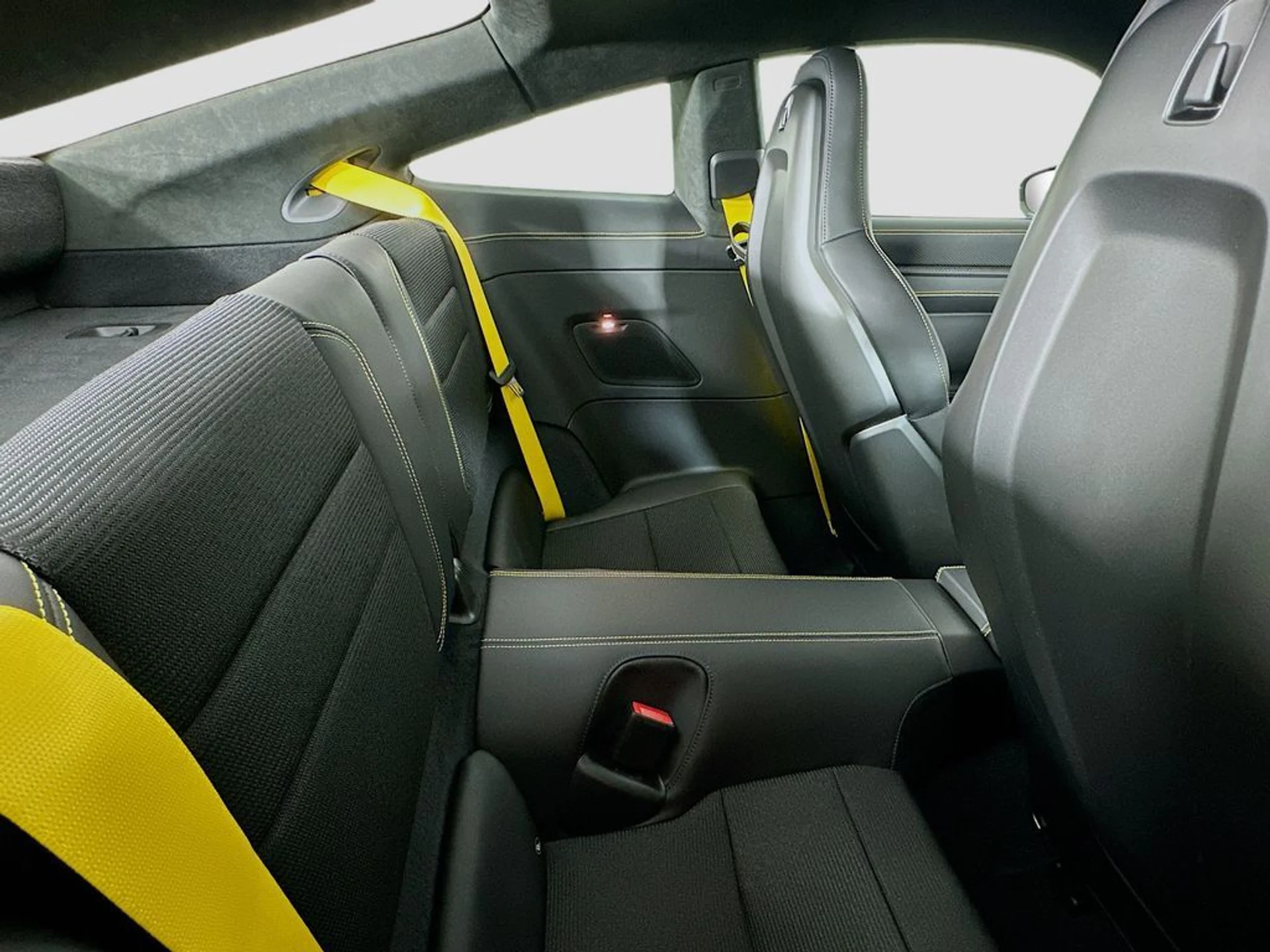 mph025_3638774300_3c302f707805b047024d5e4a831bee37x_db11fd1b14