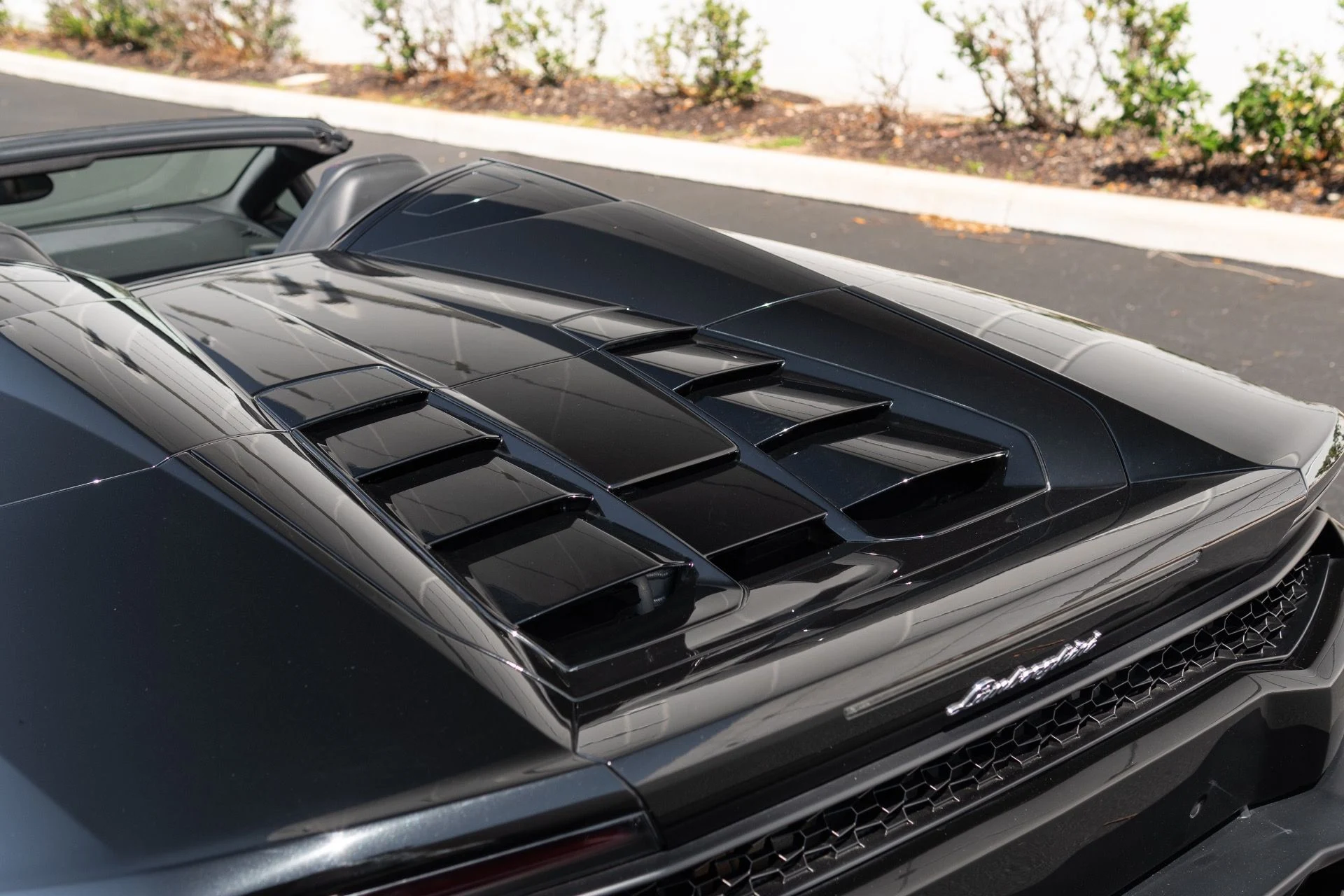 mph025_3642573683_Used_2017_Lamborghini_Huracan_LP_610_4_Spyder_1774364183_2c47dc9864