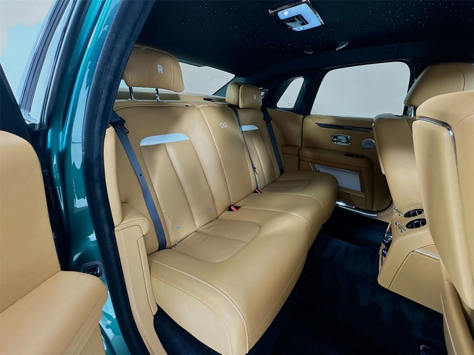 mph025_3649126135_51b54ad82159ed4c003b1d1567f947bcx_f57edc0393