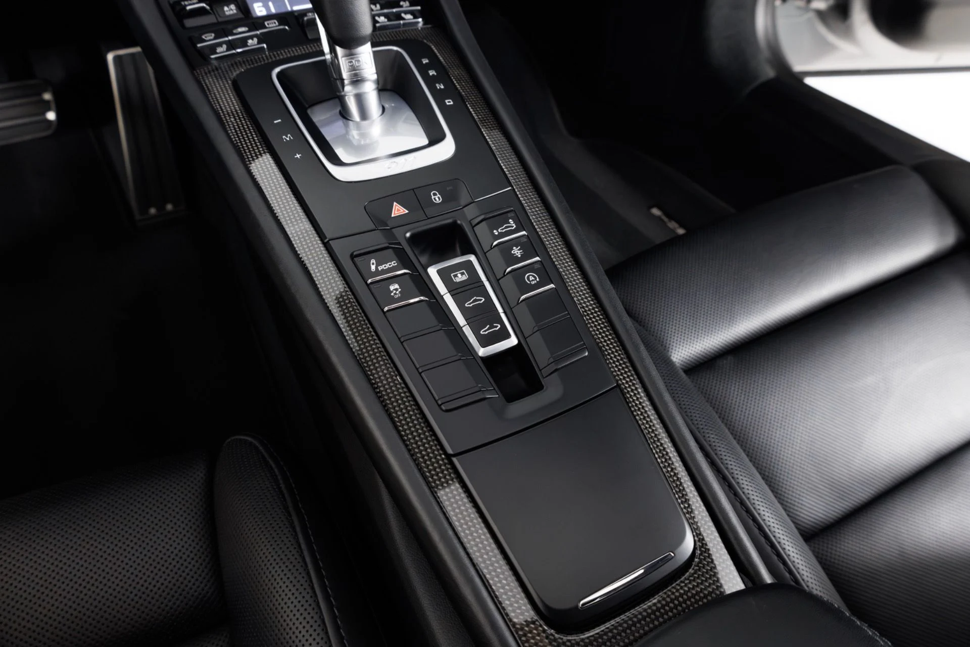 mph025_3657642778_Used_2017_Porsche_911_Turbo_S_1782938063_f752c98f18