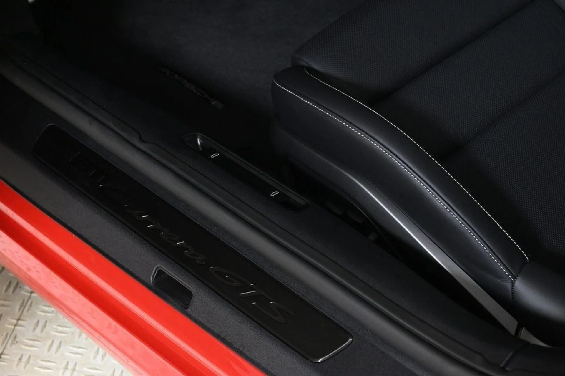 mph025_3659920923_342c5f70a7324791bba3161c797ee477_35eedbb4b1