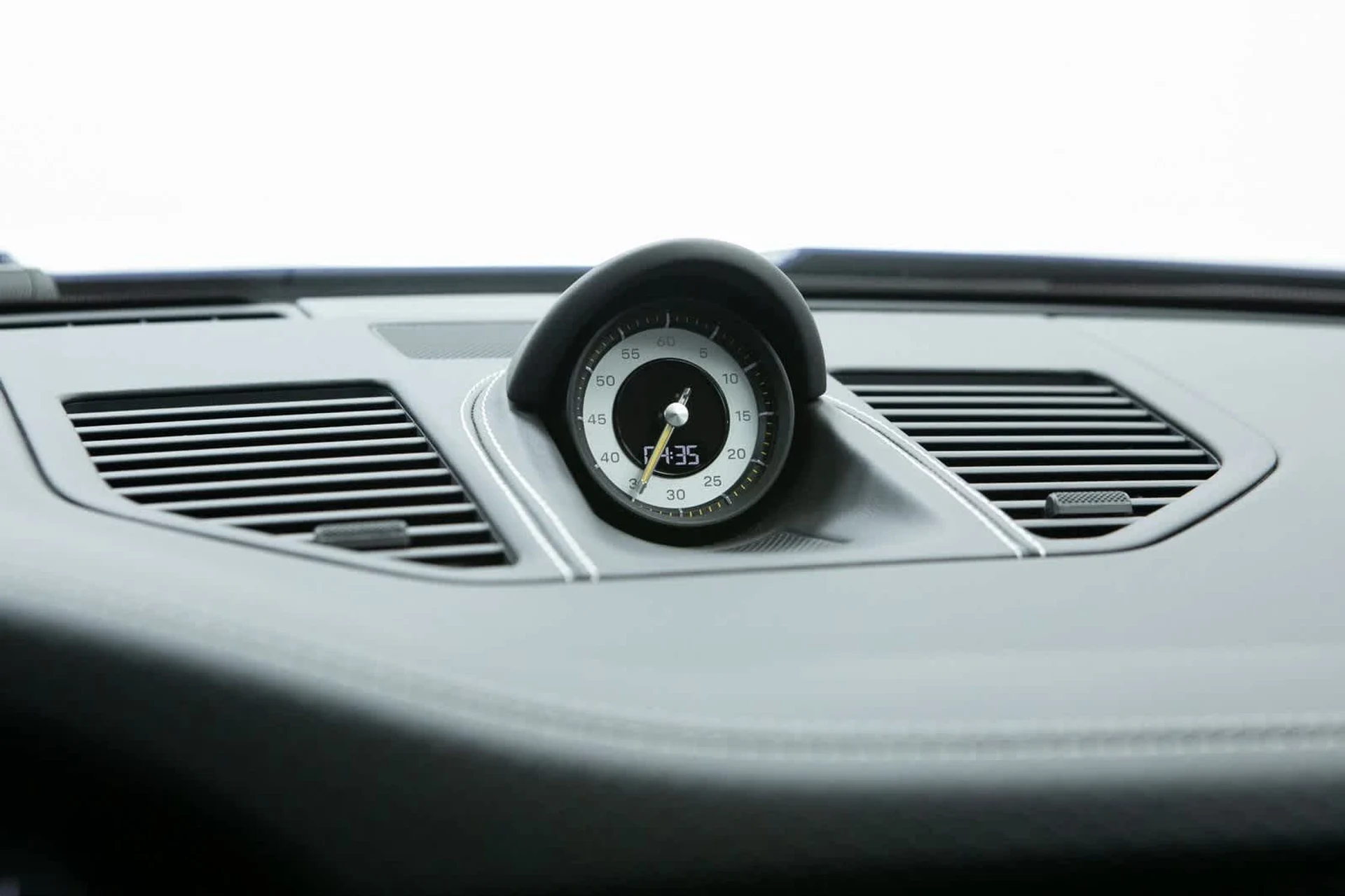 mph025_367306852_e03017a45e91917a3e55fb9a0e73f92bx_f20080b40e