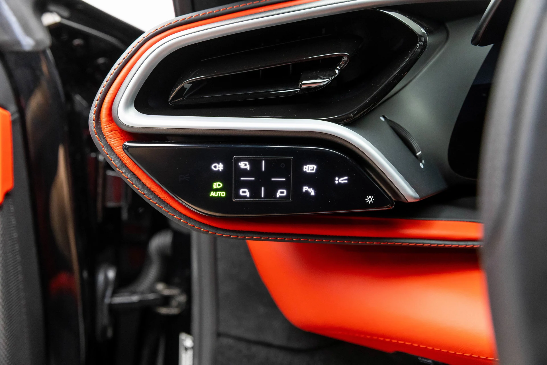 mph025_3681387205_a5215126faea4c80836d0e75f62a73d9_84163e1aee