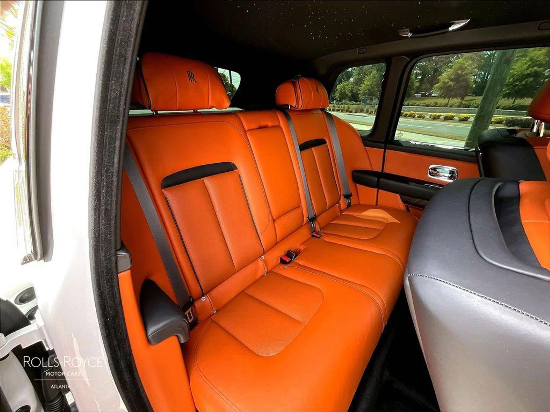 mph025_3693621974_YUG_m80yt_M0_Ix_RELF_1_WBHA_9_Pmmo_45bdfb75c7