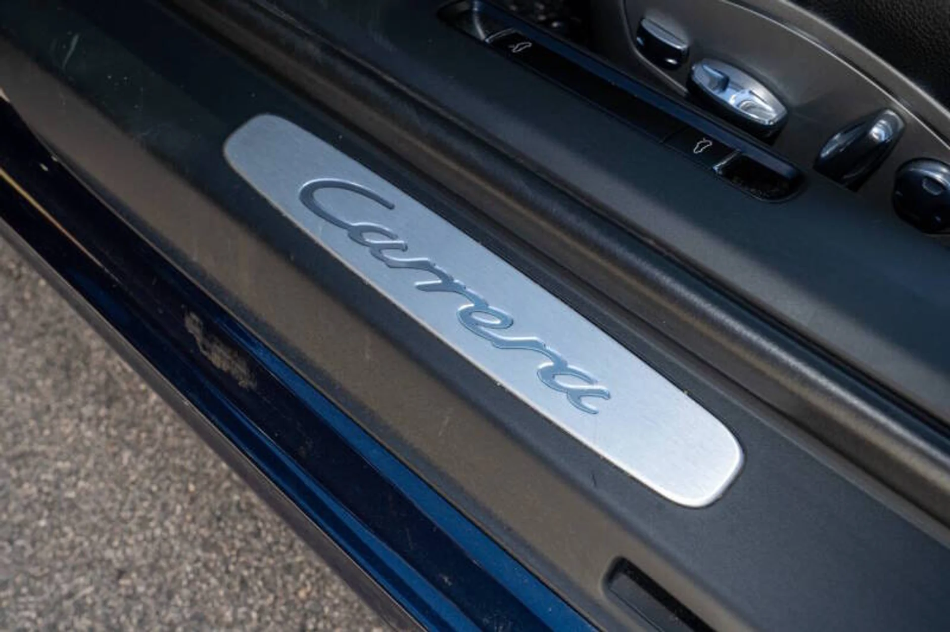 mph025_3698616007_2013_porsche_911_carrera_2dr_coupe_2d4aac7de3