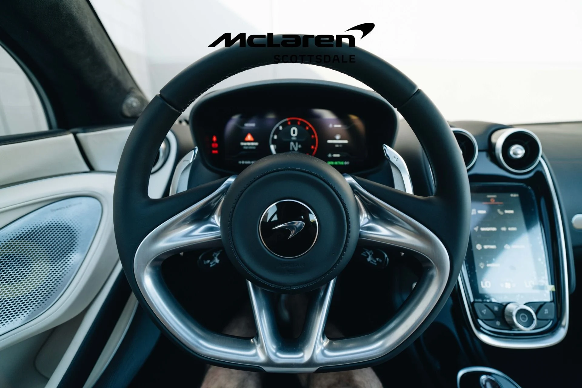 mph025_3700766468_Used_2025_MCLAREN_GTS_1745592608_342933325e