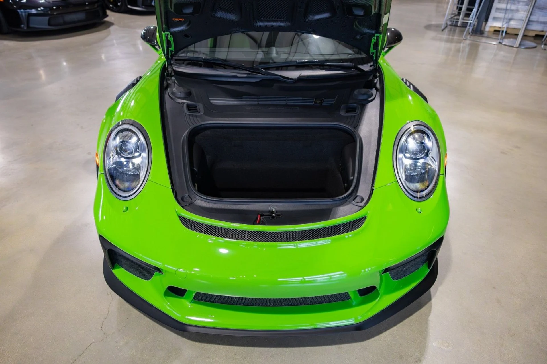 mph025_370304834_Pg_60a4228139