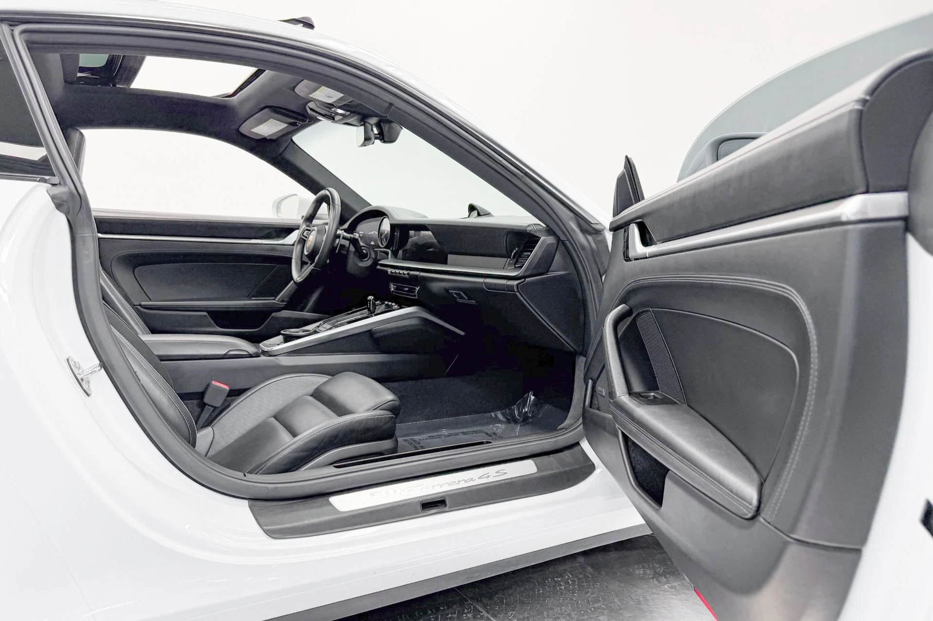 mph025_3704348067_Used_2020_Porsche_911_Carrera_4_S_Sport_Package_Premium_Package_1782320160_e5ba0c3c4a