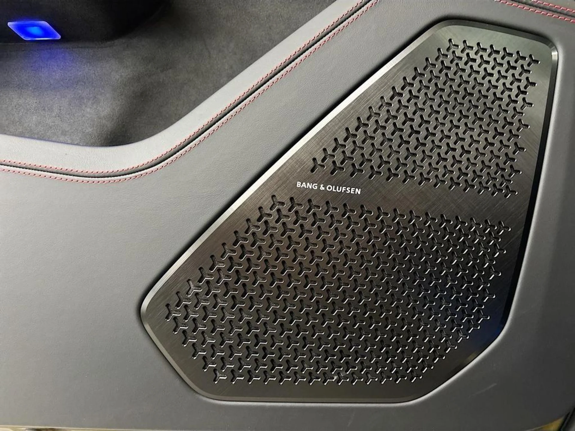 mph025_3705506594_82786da66d1e32a1fa3b1643ed3bb4ed_bd12bf65bd