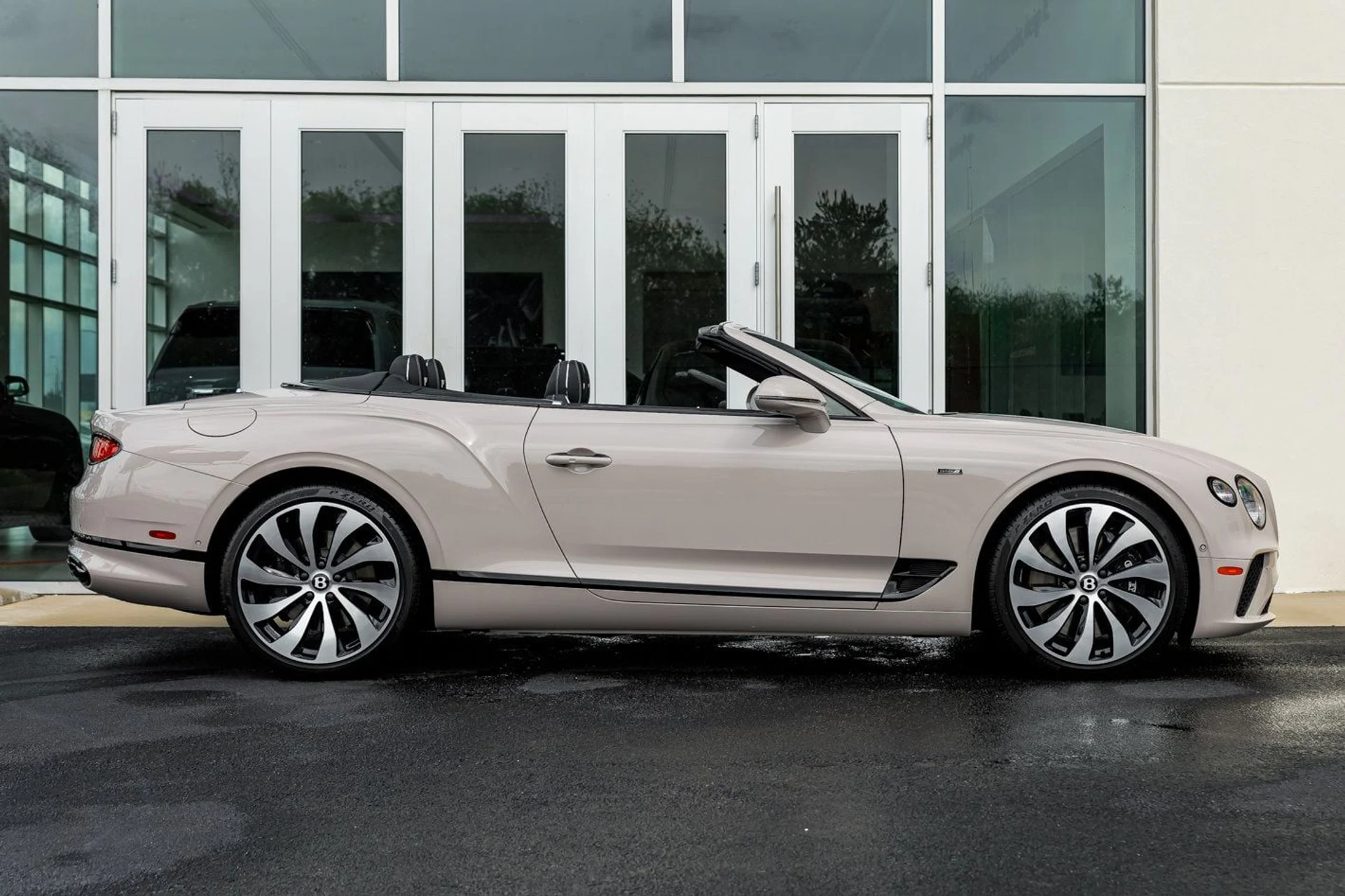 mph025_3707785795_cb987e692b48c0f01f803f6d8cb8ecf5x_69348d27d8